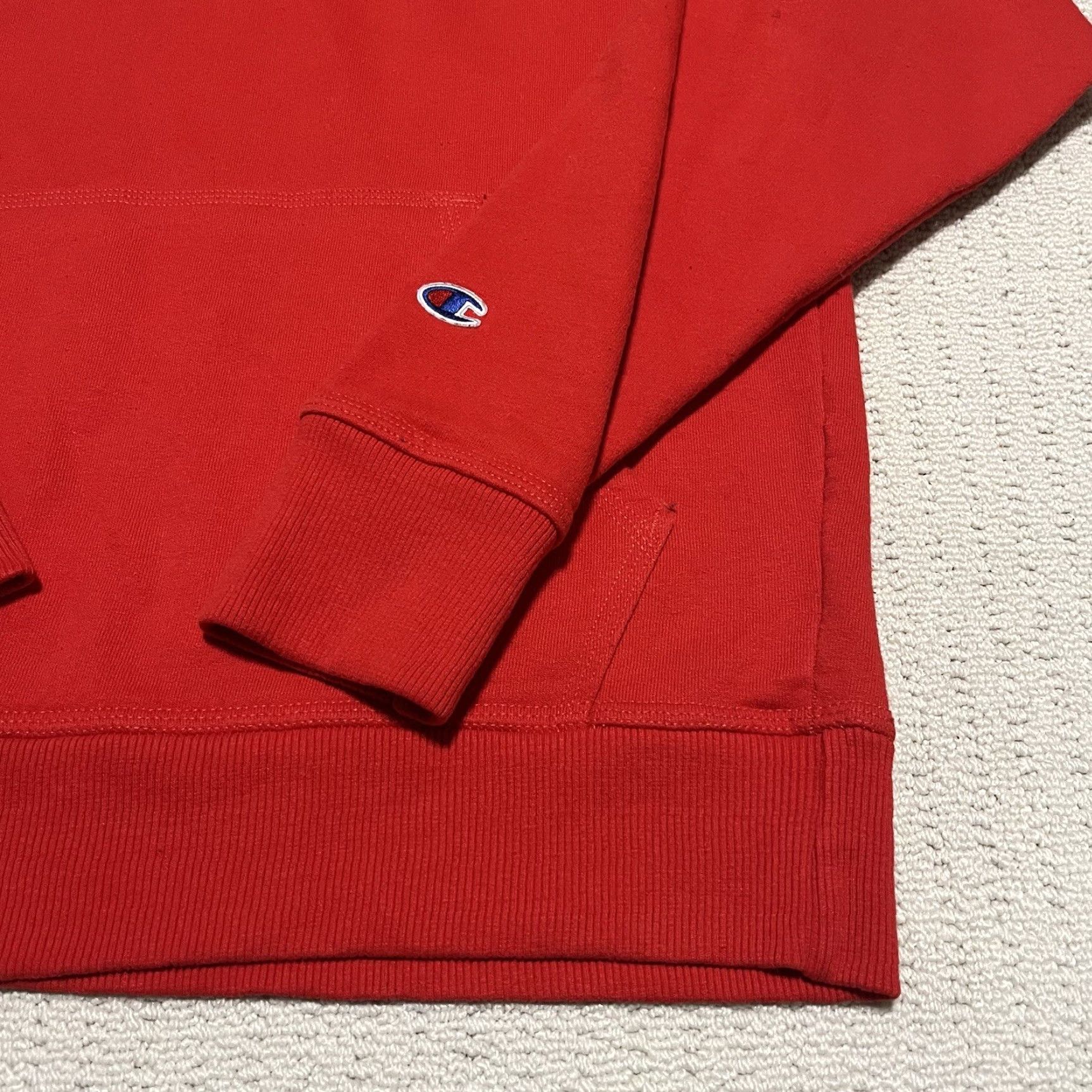 Champion Champion Hoodie Mens Small Red Embroidered Logo Pullover Sweatshirt Vintage Knit Cotton Polyester Heavyweight Hooded Pockets Classic Sports Logo Mens Size US S / EU 44-46 / 1 - 3 Thumbnail