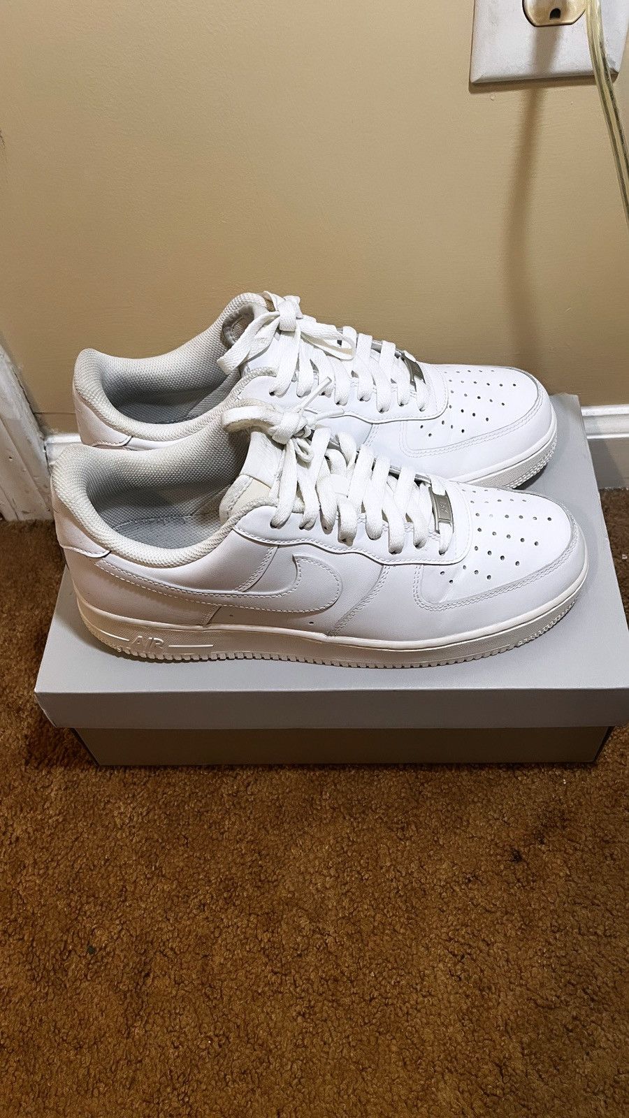 Nike Nike Air Force 1 Low ‘07 White Size US 10 / EU 43 - 3 Thumbnail