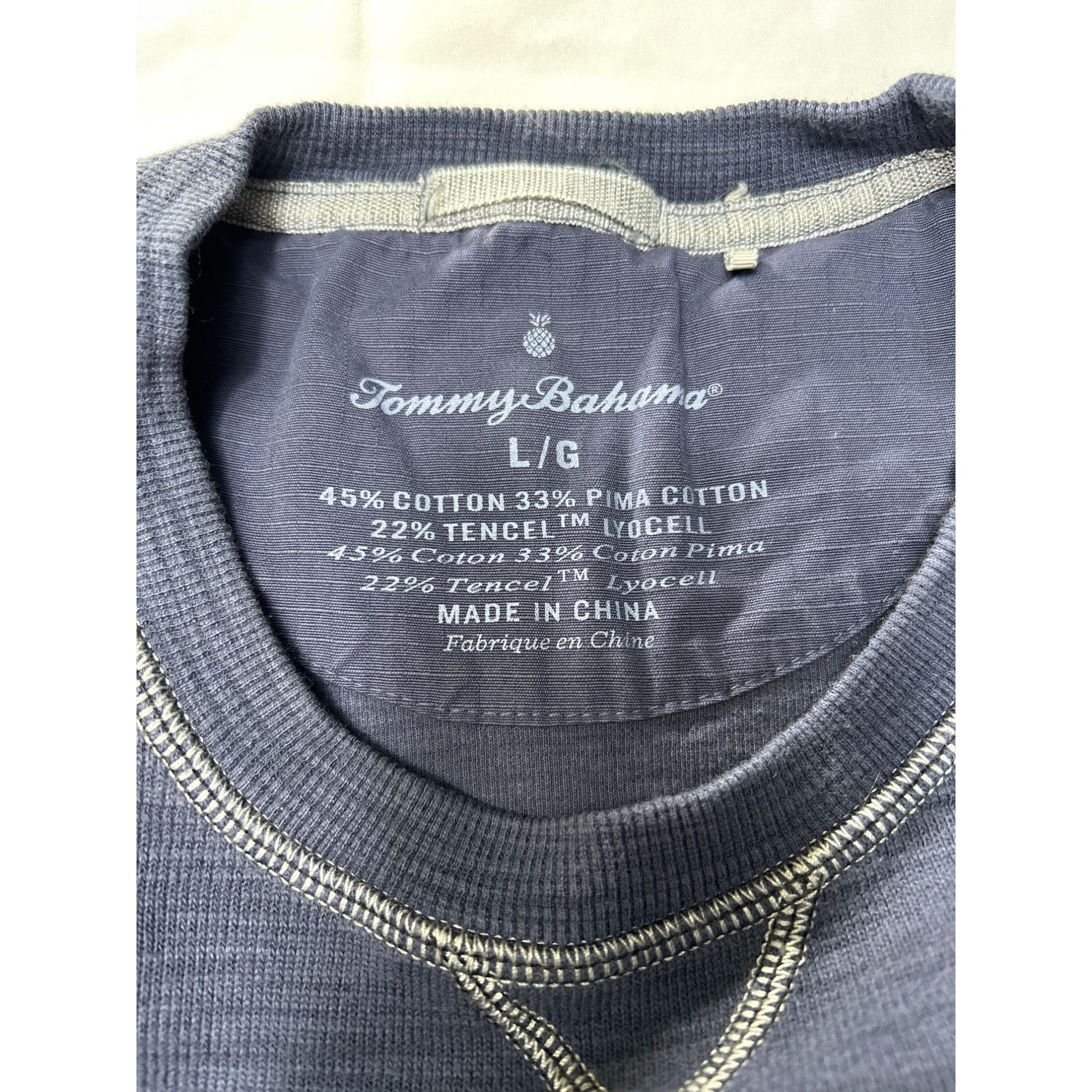 Tommy Bahama Tommy Bahama Boys Blue Long Sleeve Crew Neck Pullover Sweats Size US L / EU 52-54 / 3 - 7 Thumbnail