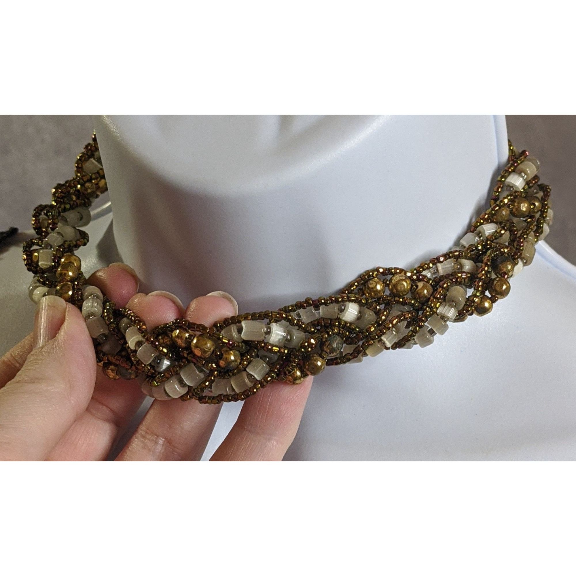Other Vintage Beaded Choker Necklace With Earth And Gold Tone Acce Size ONE SIZE - 7 Thumbnail
