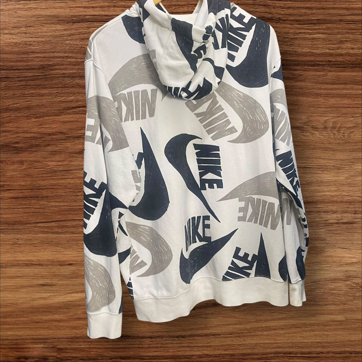 Nike Nike OverPrinted Hoodie Pullover Size US XL / EU 56 / 4 - 2 Thumbnail