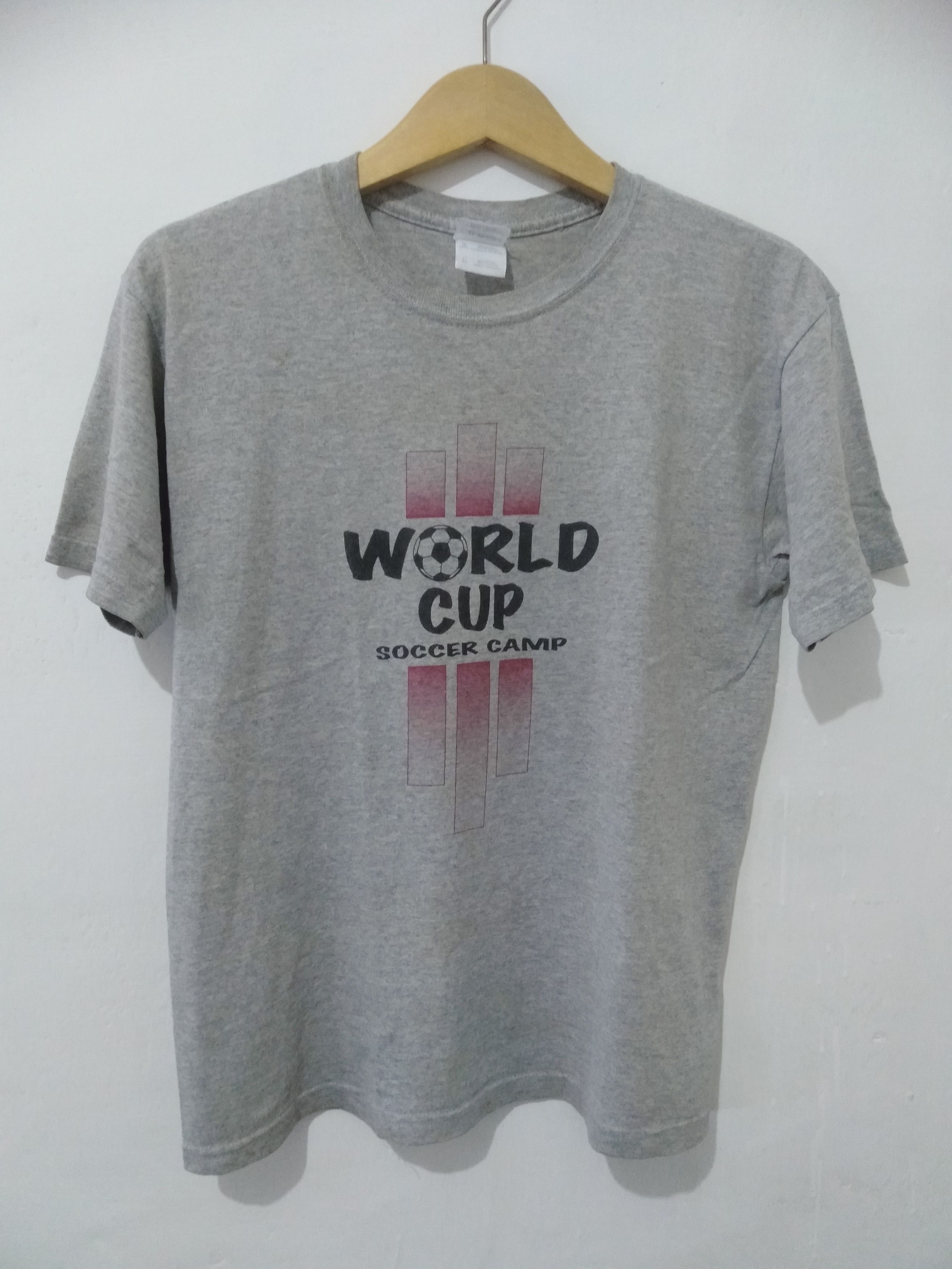 Gildan Gildan world cup x thrifty food Size US M / EU 48-50 / 2 - 1 Thumbnail