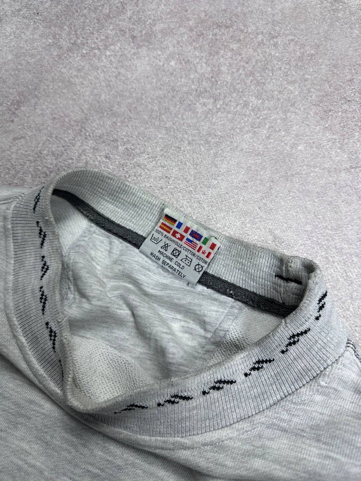 Adidas Vintage 90s Adidas Equipment Boxy Sweatshirt L Size US L / EU 52-54 / 3 - 4 Thumbnail