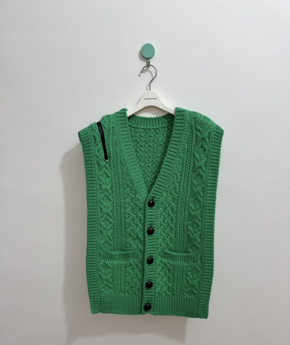 Takahiromiyashita The Soloist. TAKAHIROMIYASHITA THE SOLOIST Takahiro Miyashita Knit Vest Size US L / EU 52-54 / 3 - 1 Thumbnail
