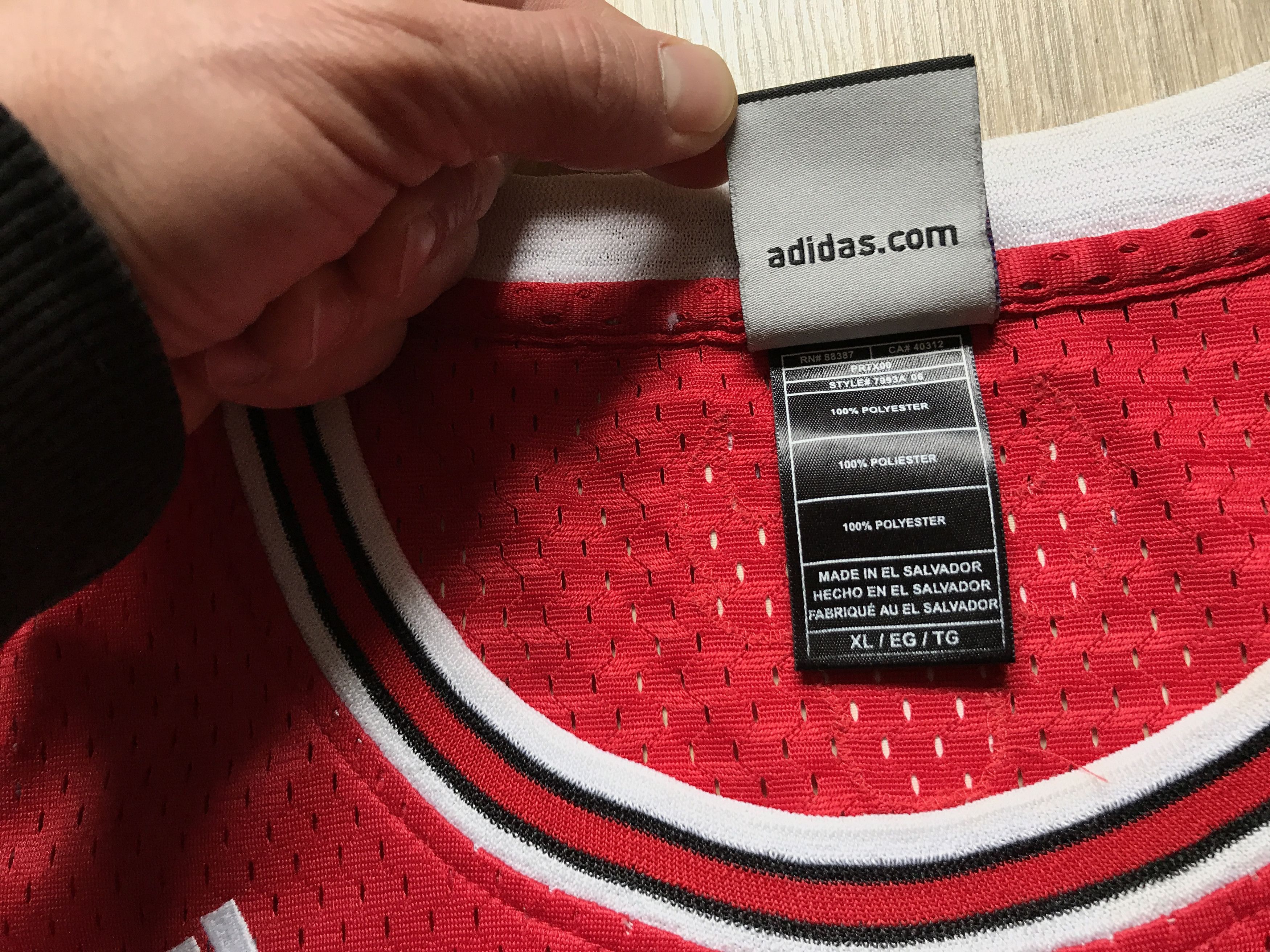 NBA × Vintage Chicago Bulls NBA Thomas #24 Adidas Jersey Size US XL / EU 56 / 4 - 8 Thumbnail