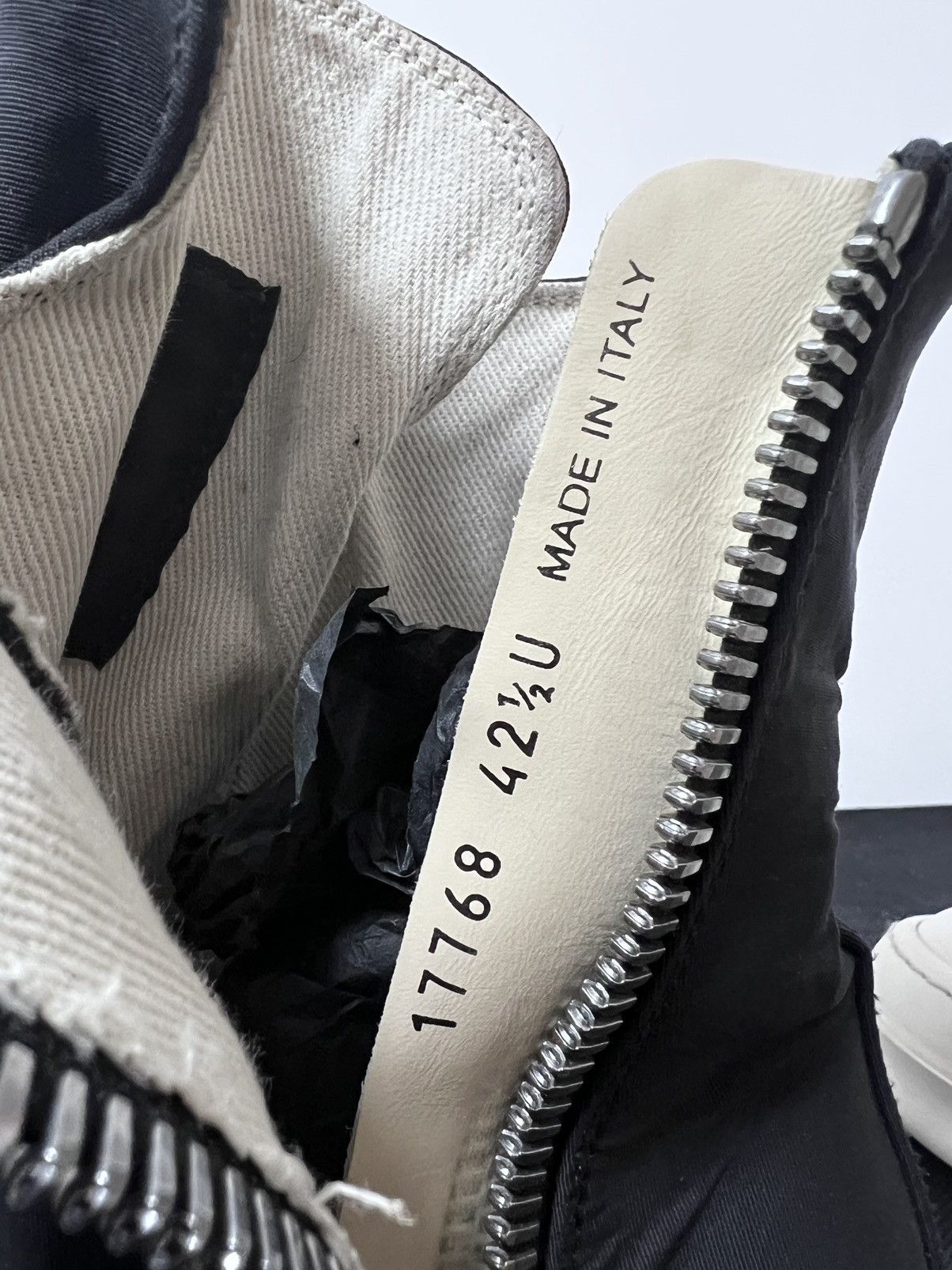 Rick Owens Drkshdw Rick owens drkshdw ramones high top sneakers Size US 9.5 / EU 42-43 - 9 Thumbnail