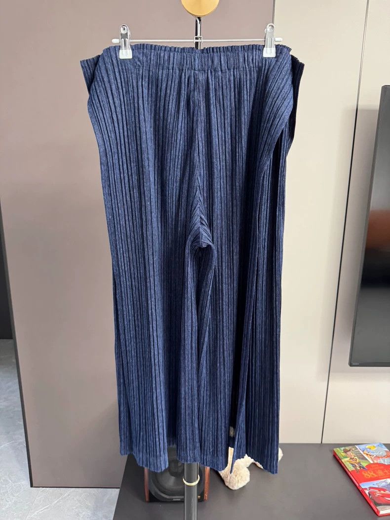 Issey Miyake Issey Miyake size:2 Mixed cotton blue kelp wide-leg pants Size 22" - 2 Thumbnail