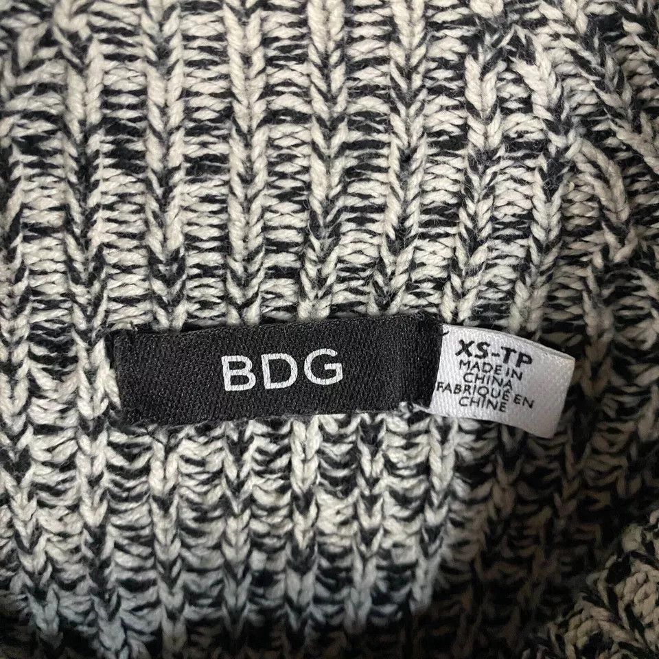 Bdg BDG Sweater Women's XS Pullover Knit Relaxed Fit Cotton Size XS / US 0-2 / IT 36-38 - 3 Thumbnail
