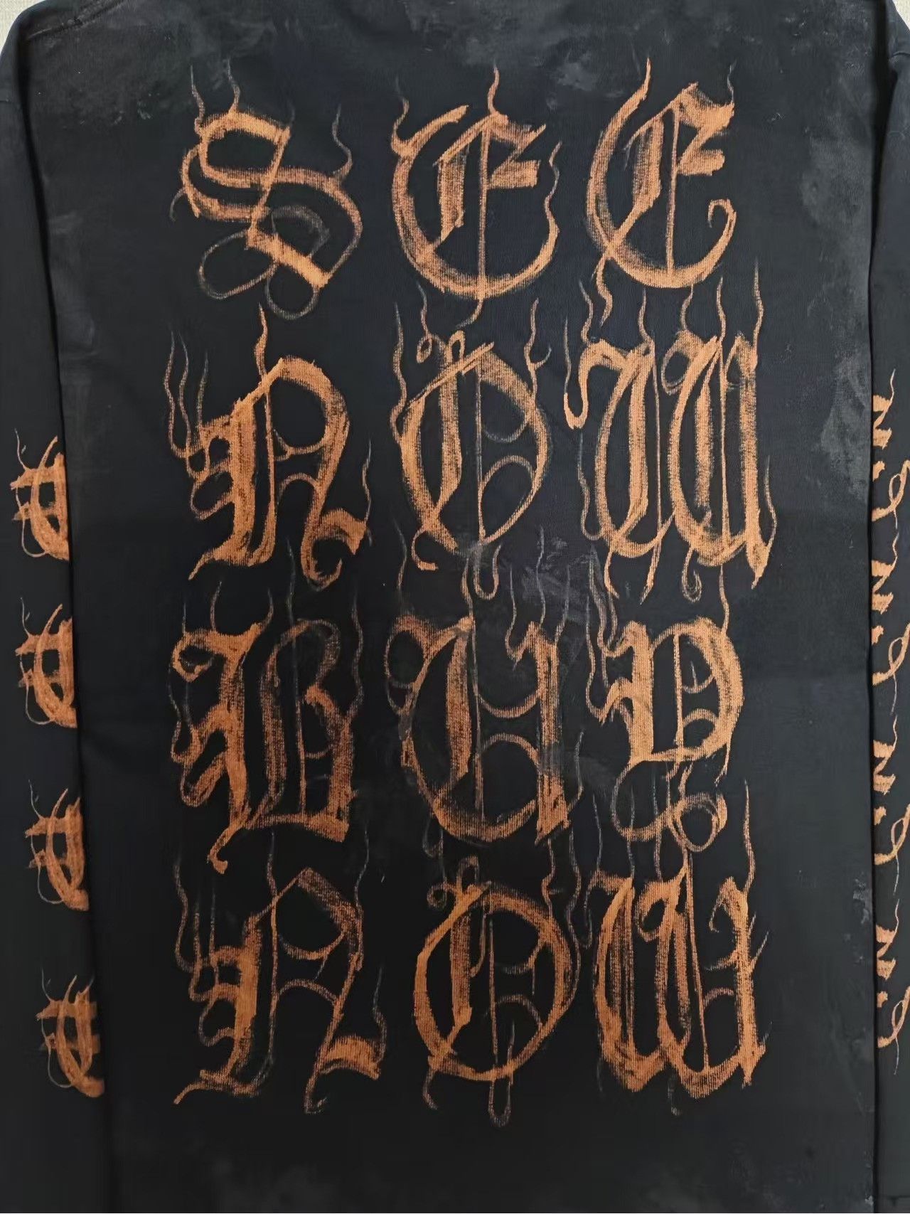 Balenciaga Balenciaga 23fw Loose Clay Dye Sanskrit Destruction Long Sl Size US S / EU 44-46 / 1 - 3 Thumbnail