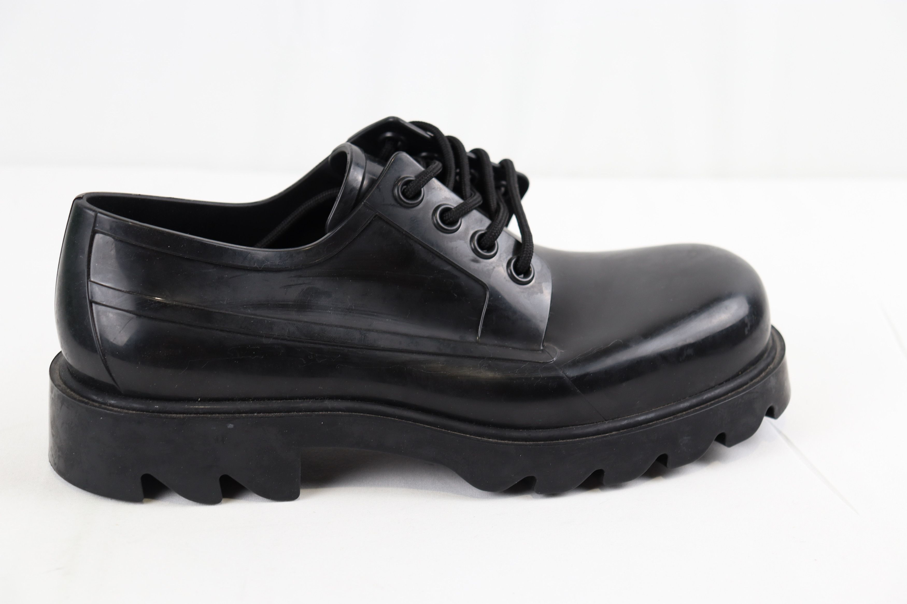 Bottega Veneta o1rshd10124 Stride Lace up Shiny Rubber Boot in Black Size US 8 / EU 41 - 2 Thumbnail