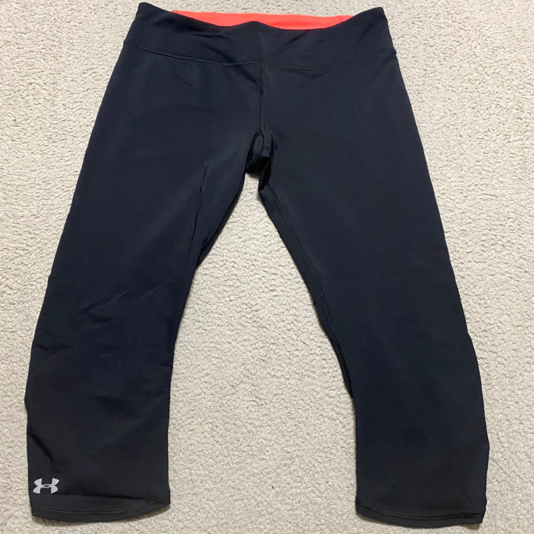 Under Armour Under Armour Womens Pants Medium Black Capri Cropped Yoga Gym Activewear Regular M Black Nylon Spandex Pockets Heatgear 90s? Size 32" / US 10 / IT 46 - 2 Thumbnail