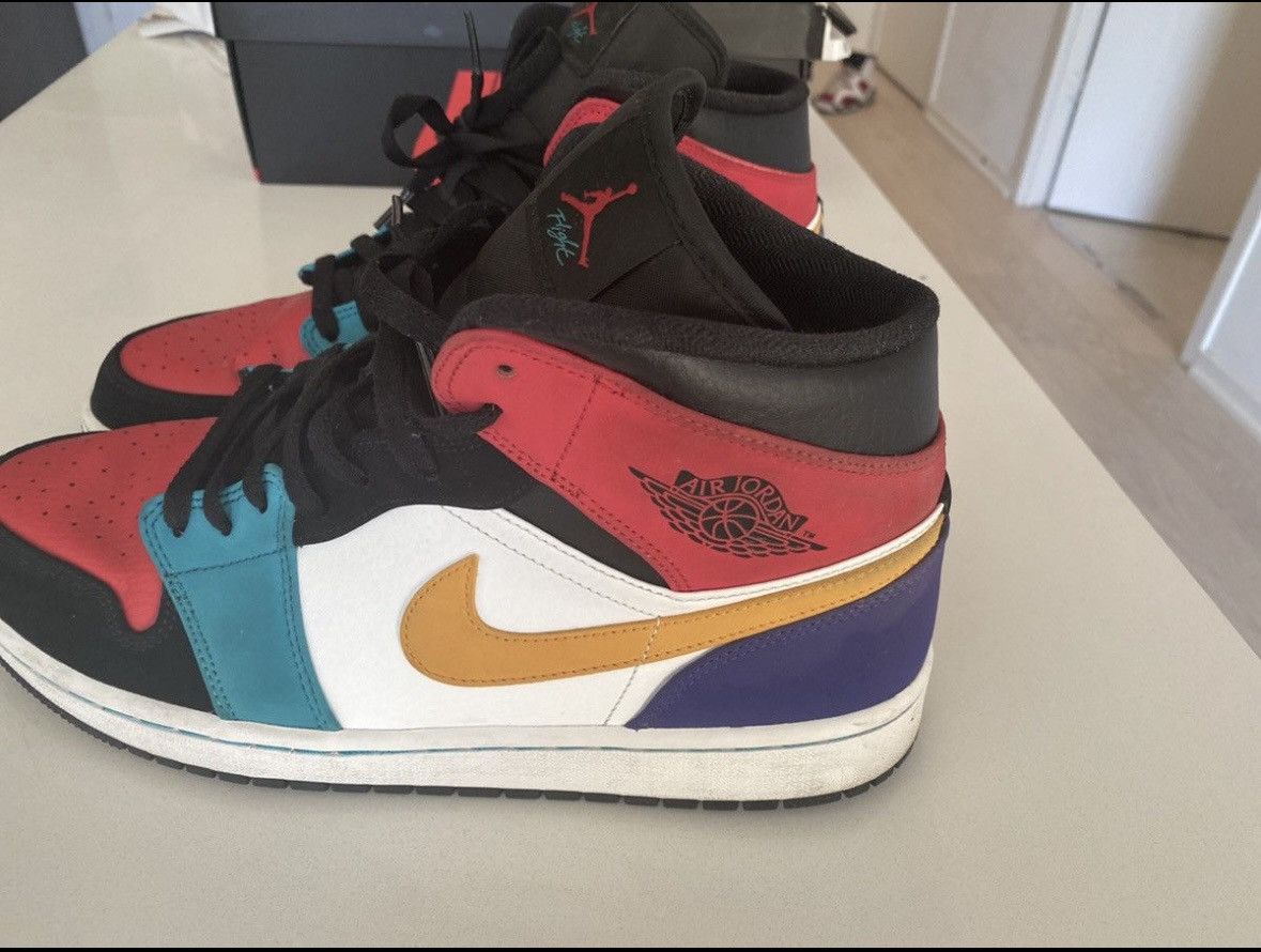 Nike Nike Jordan 1 mid Size US 11 / EU 44 - 3 Thumbnail