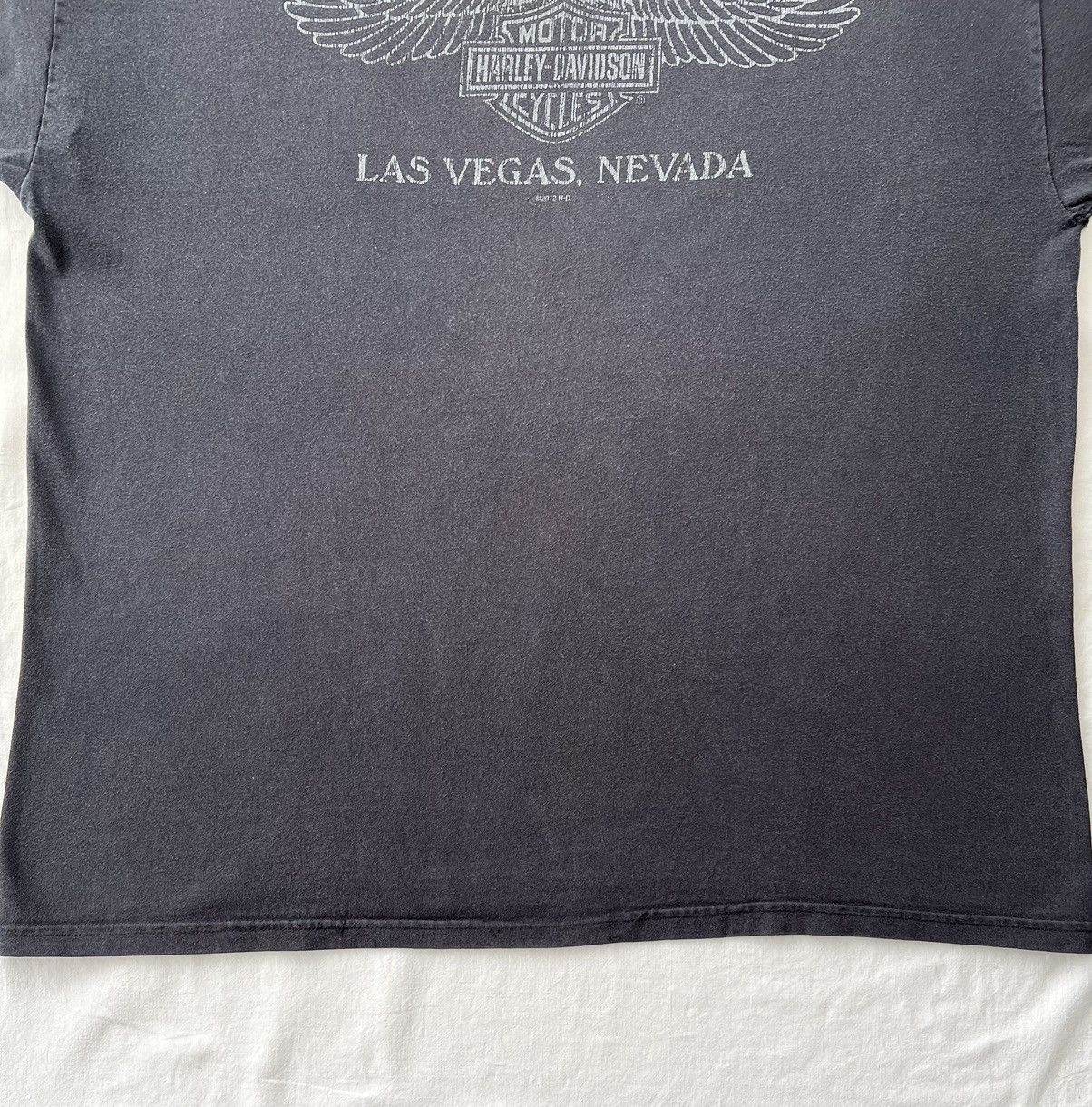 Harley Davidson Vintage 2012 Harley Davidson Eagle Red Rock Black T-shirt Size US XL / EU 56 / 4 - 18 Thumbnail