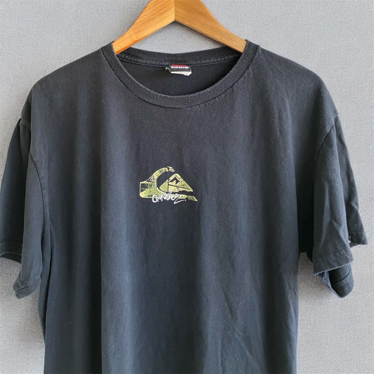Quiksilver Vintage Quicksilver Tee Shirt 90s Y2K Surf Skate XL VTG Size US XL / EU 56 / 4 - 1 Thumbnail