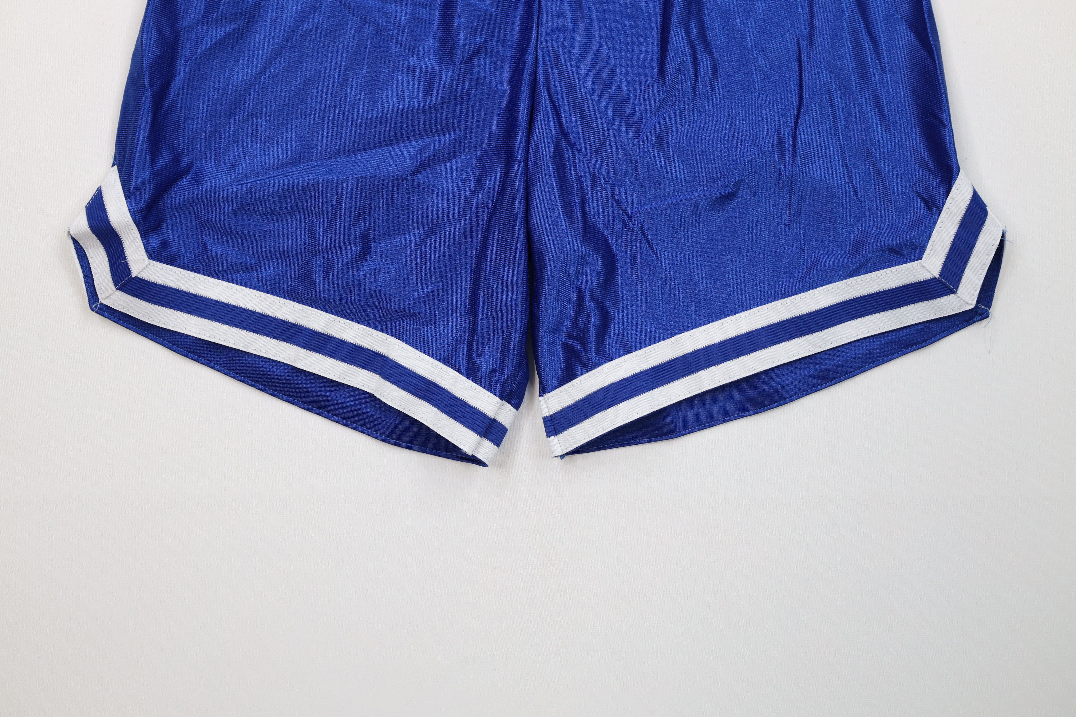 Vintage Vintage 90s Streetwear Silky Nylon Basketball Shorts USA Size US 30 / EU 46 - 4 Thumbnail