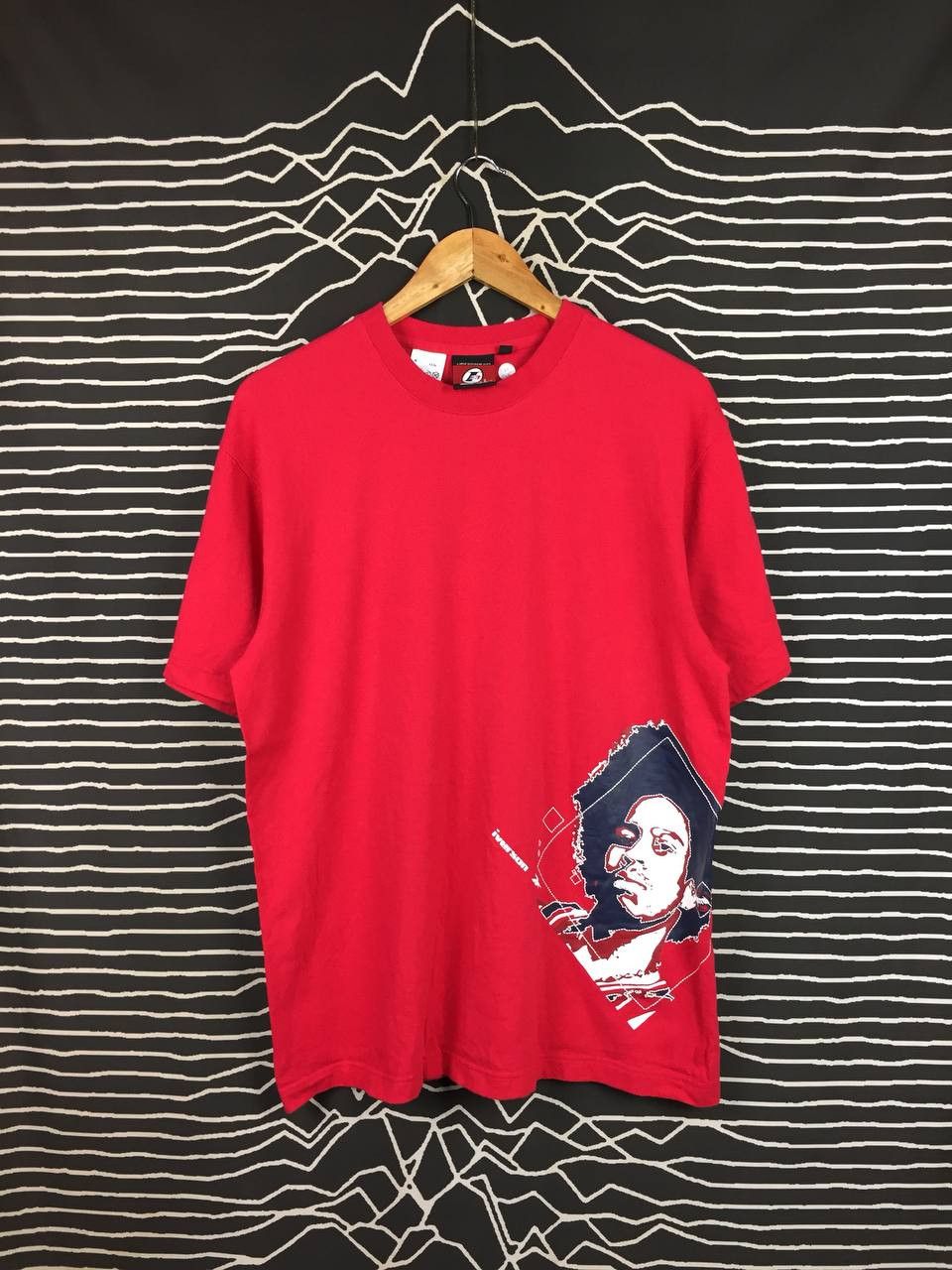Reebok Vtg Reebok Allen Iverson Basketball NBA Limited Edition Tee Size US M / EU 48-50 / 2 - 2 Thumbnail