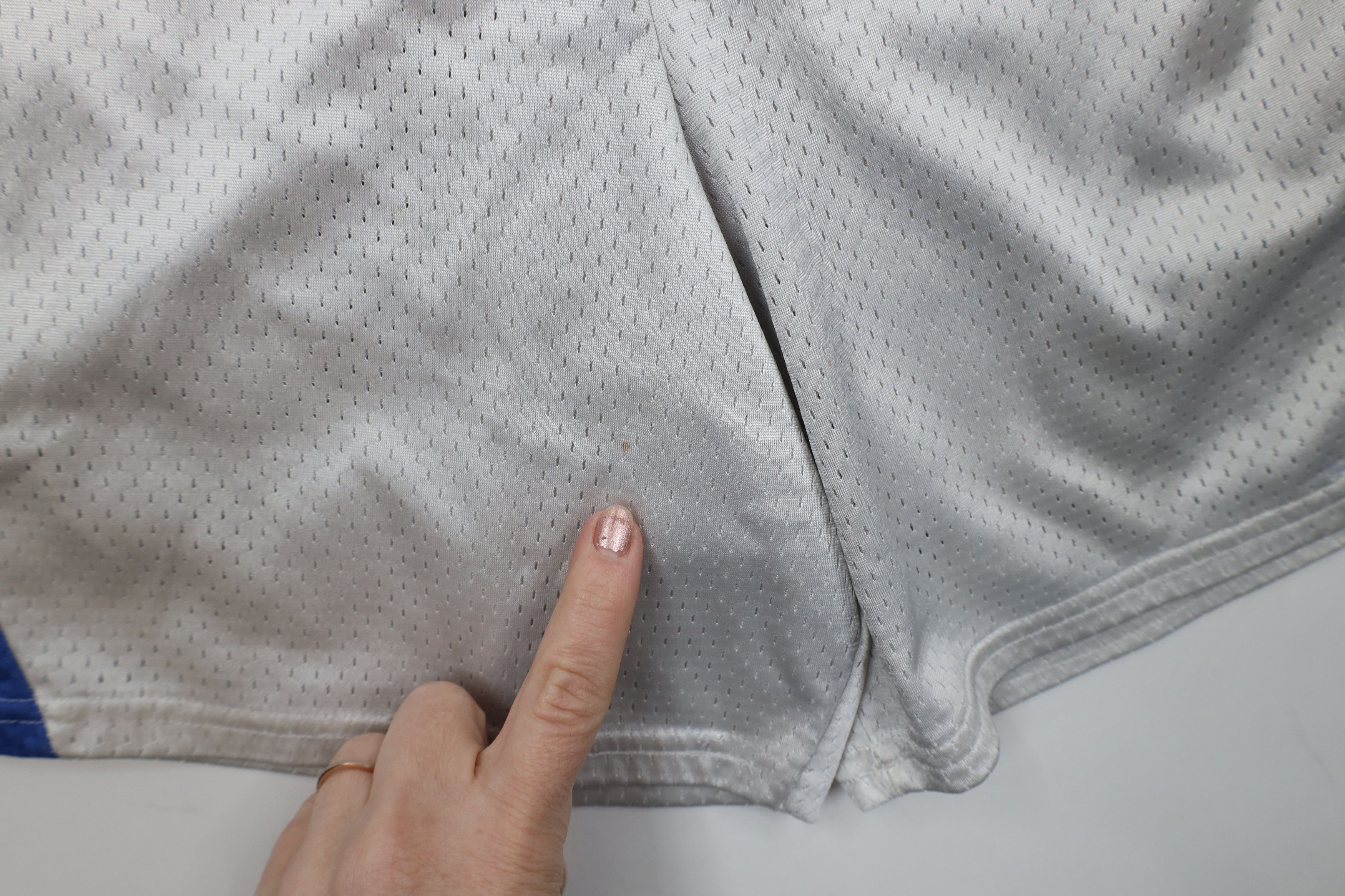 Vintage Vintage 80s 90s Streetwear Heavyweight Basketball Shorts Size US 32 / EU 48 - 5 Thumbnail