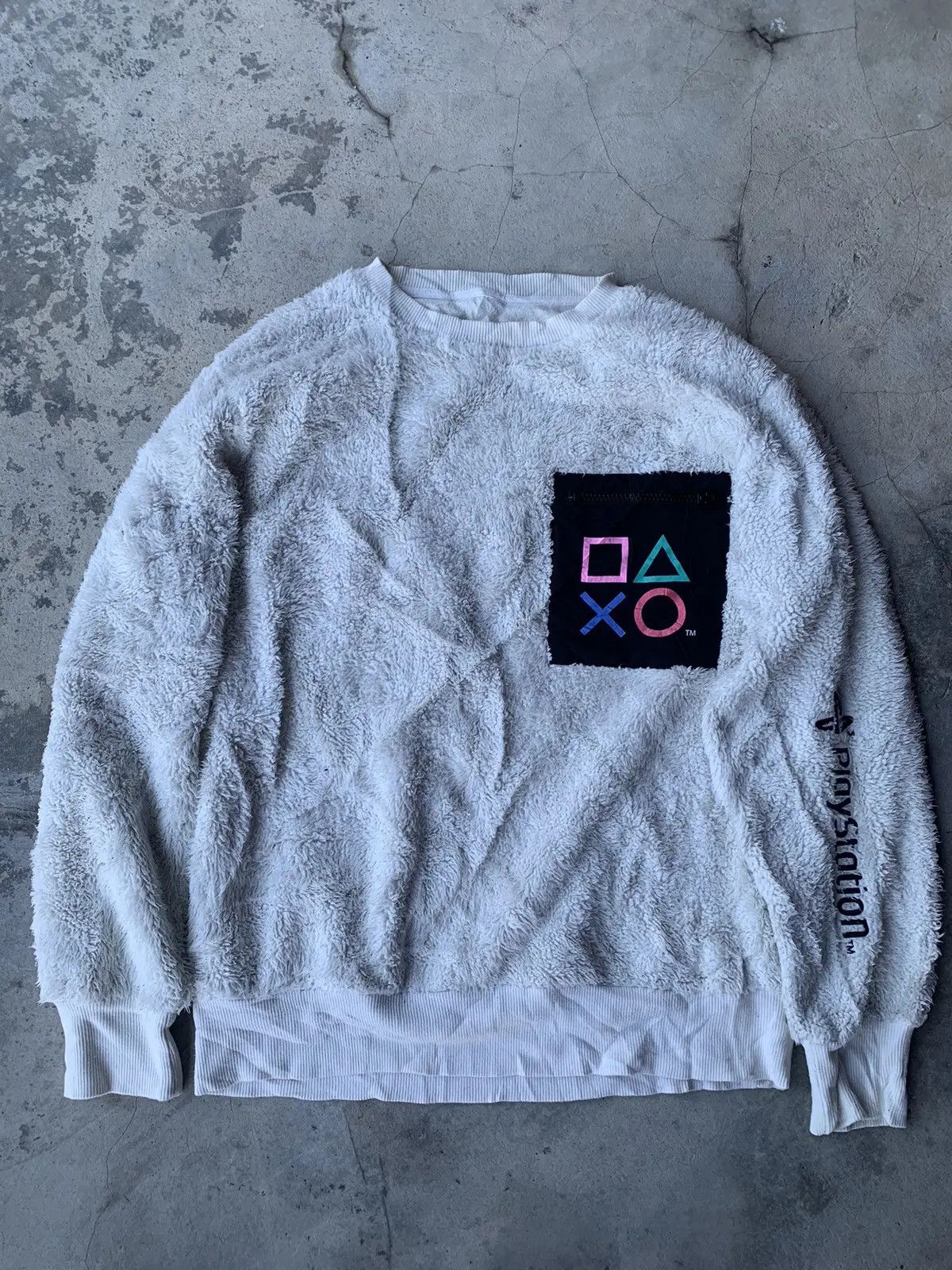 Playstation VINTAGE PLAYSTATION EMBROIDERY LOGO FLEECE SWEATSHIRT. Size US L / EU 52-54 / 3 - 2 Thumbnail