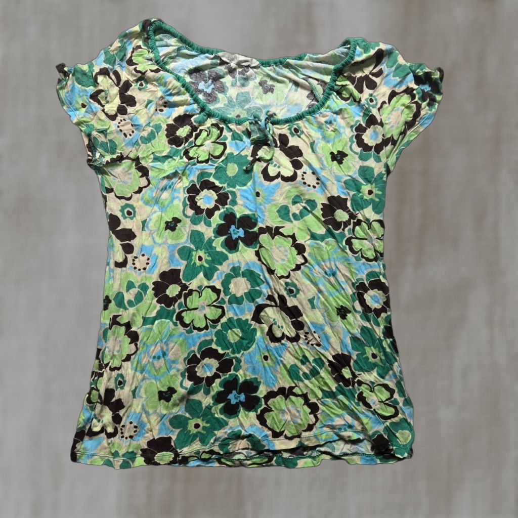 Old Navy Old Navy Shirt Women Adult Medium Green Four Leaf Cover Irish Top Size M / US 6-8 / IT 42-44 - 1 Thumbnail