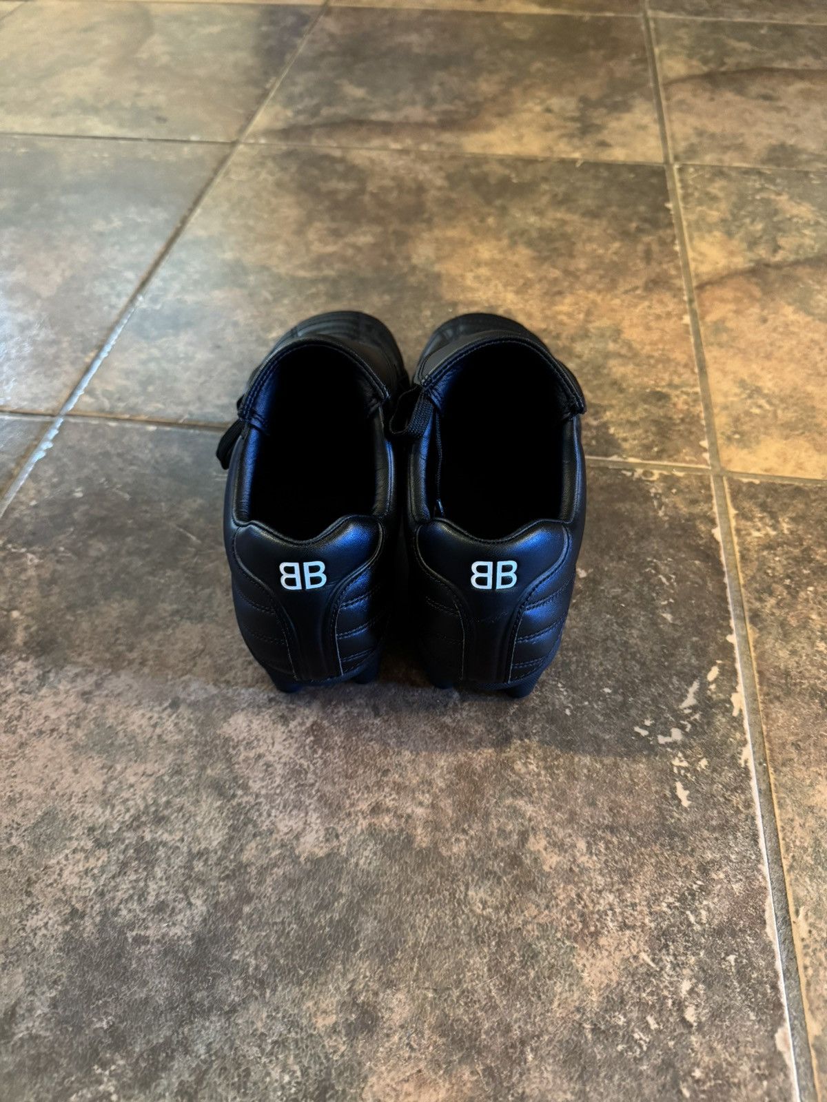 Balenciaga Balenciaga Soccer Sneaker Size US 7 / IT 37 - 2 Thumbnail