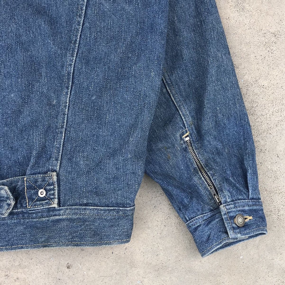 Vintage Vintage 1980s Denim Bomber Buckle Jacket Pockets Size US L / EU 52-54 / 3 - 13 Thumbnail
