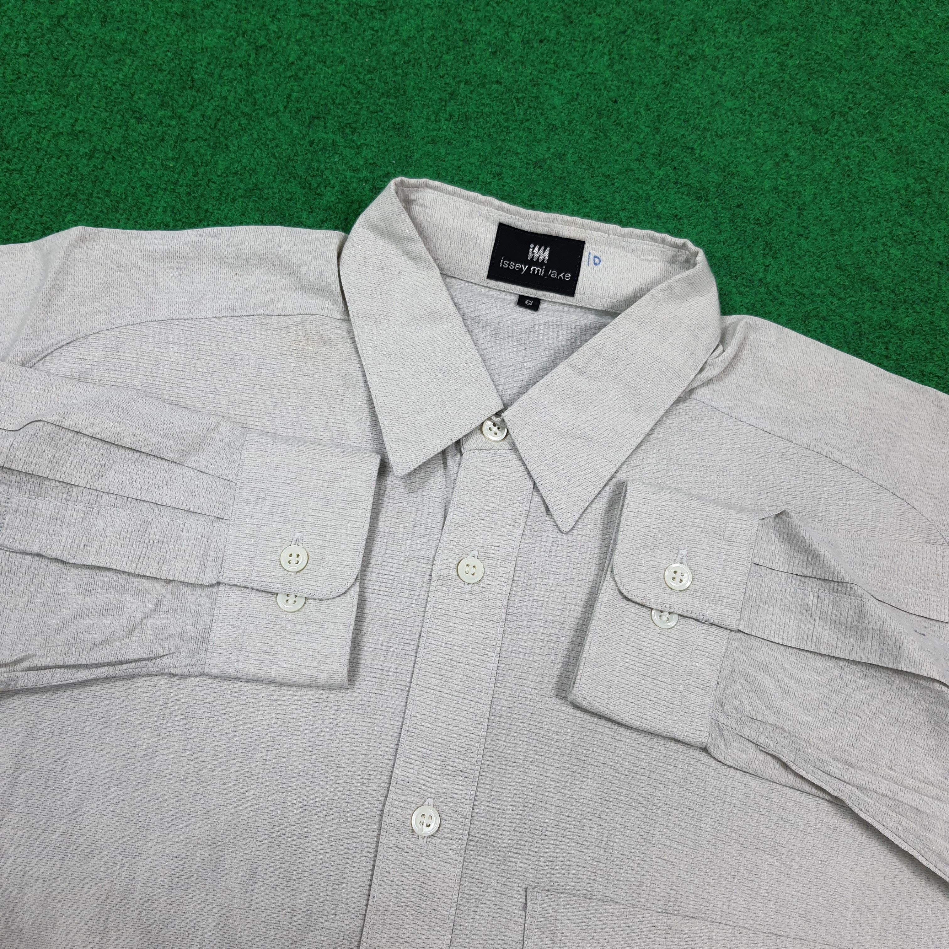 Issey Miyake Vintage Issey Miyake Designer Button Up Shirt C294N63 Size US M / EU 48-50 / 2 - 4 Thumbnail