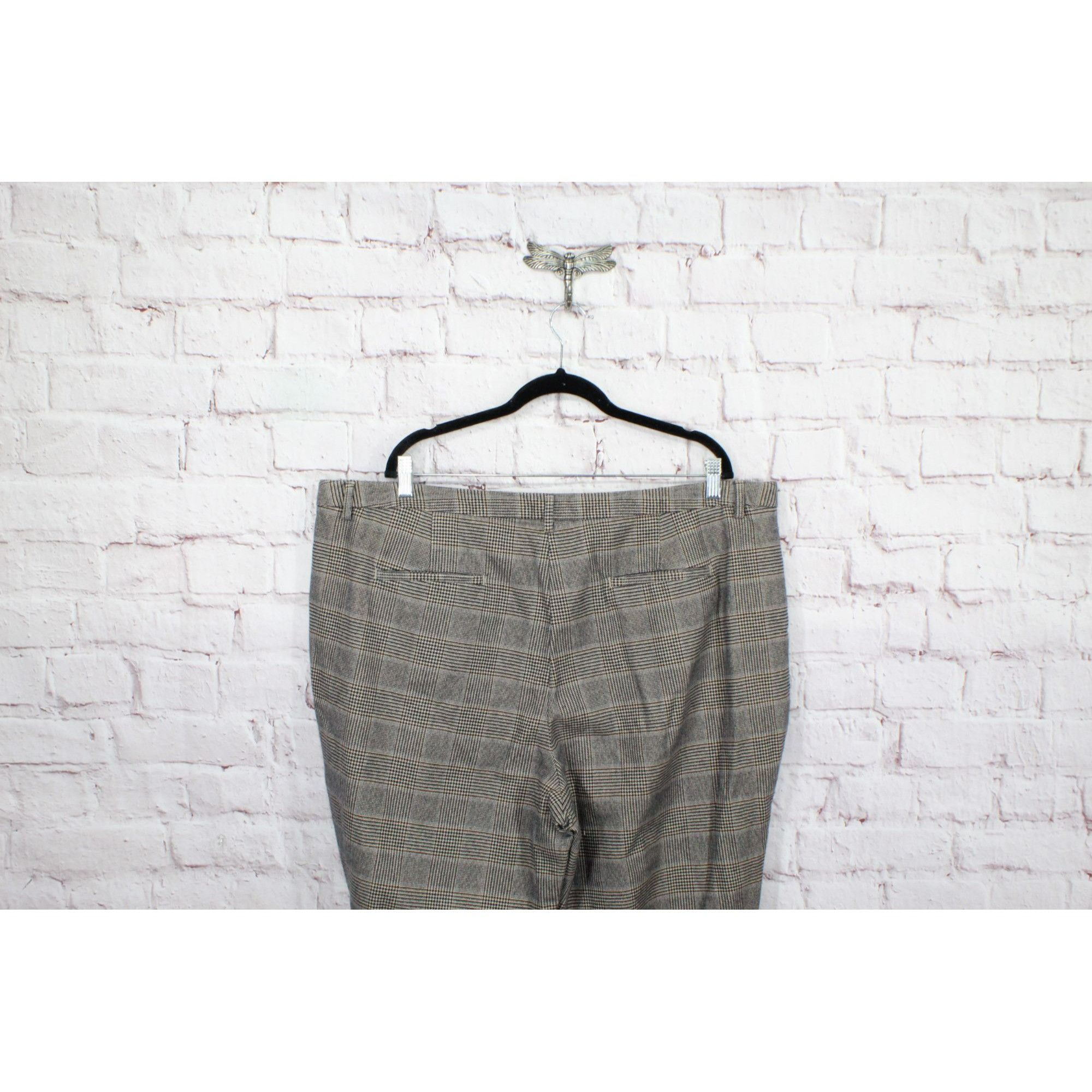 L.L. Bean LL Bean Women's Plaid Classic Fit Lined Career Dress Pants Size 22" - 4 Thumbnail