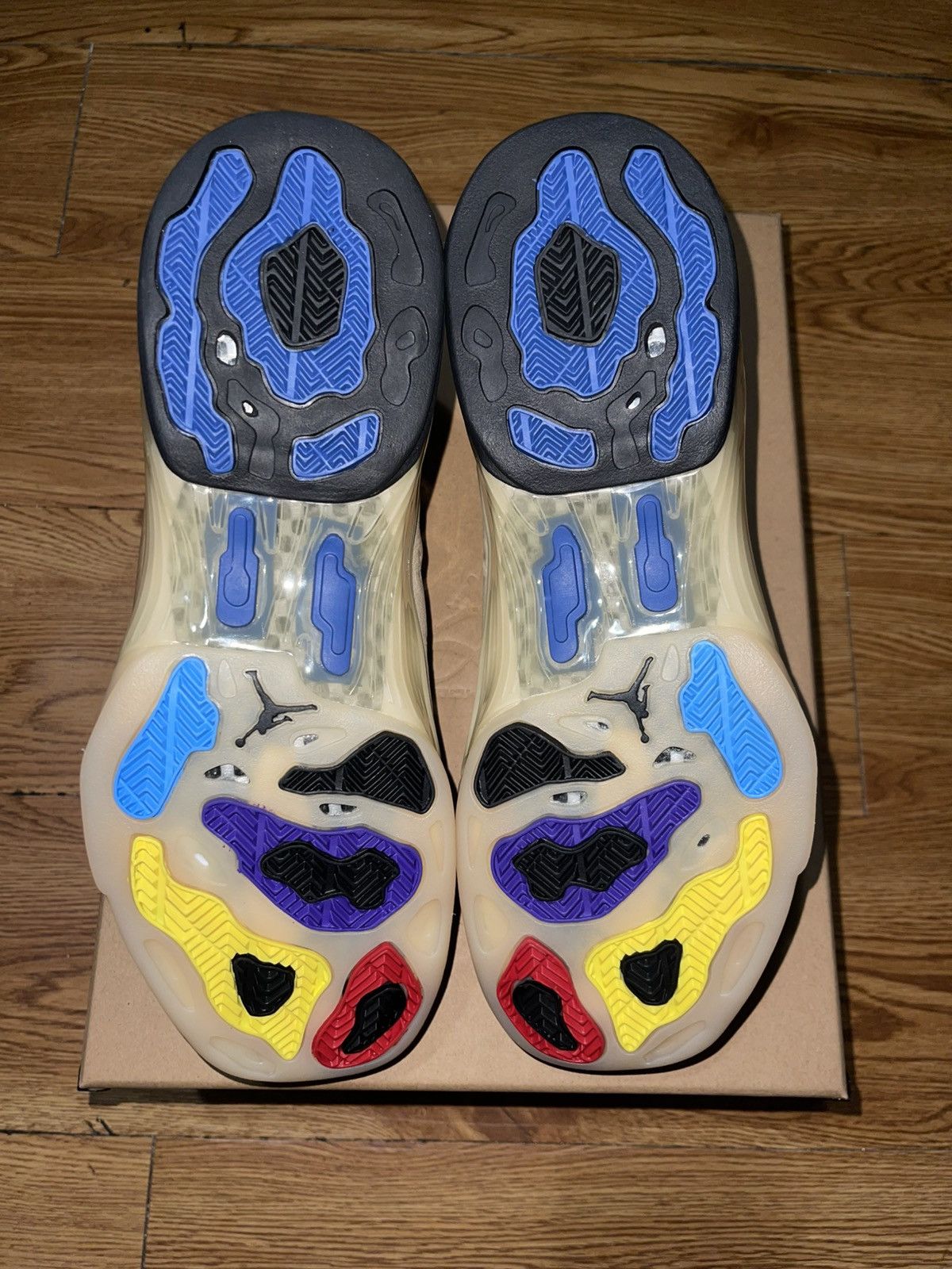 Jordan Brand Jordan 17 Retro Low SP Infinite Archives size 8 Men’s Size US 8 / EU 41 - 4 Thumbnail
