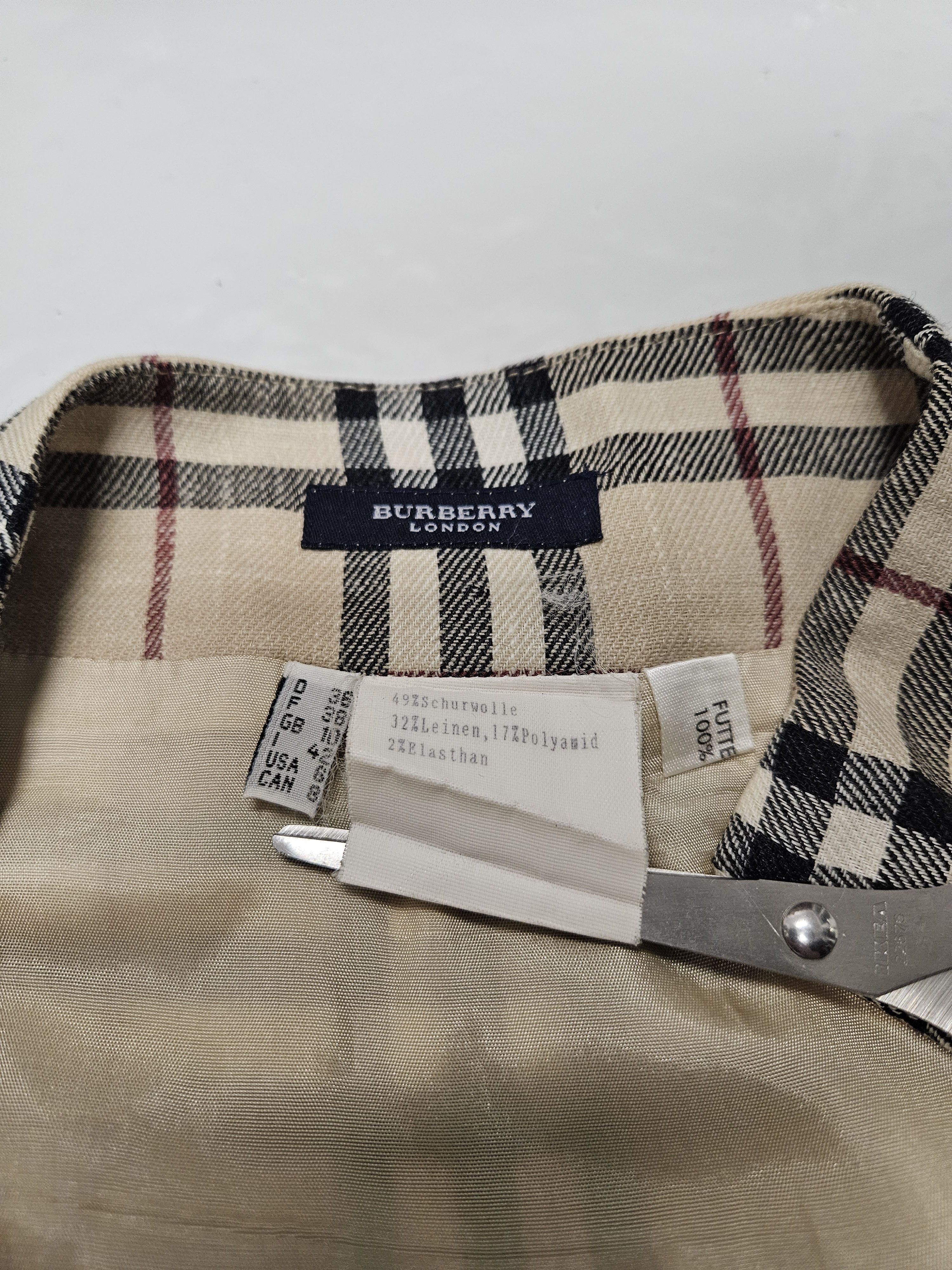 Burberry Vintage y2k burberry nova check wool and linen skirt Size 28" / US 6 / IT 42 - 15 Thumbnail