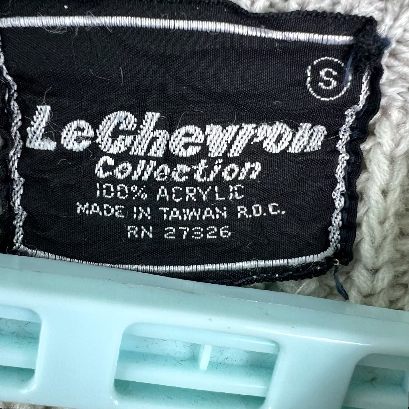 Vintage VINTAGE Le Chevron Acrylic Sweater Mens Size S Crew Neck Fair Isle Geometric Blue 80s 90s Bohemian Size US S / EU 44-46 / 1 - 5 Thumbnail