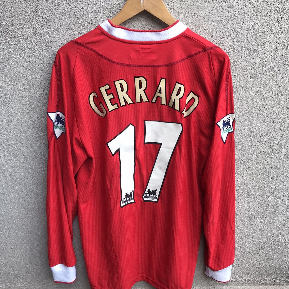 Vintage Vintage rare LIVERPOOL home reebok jersey Gerrard Size US L / EU 52-54 / 3 - 3 Thumbnail