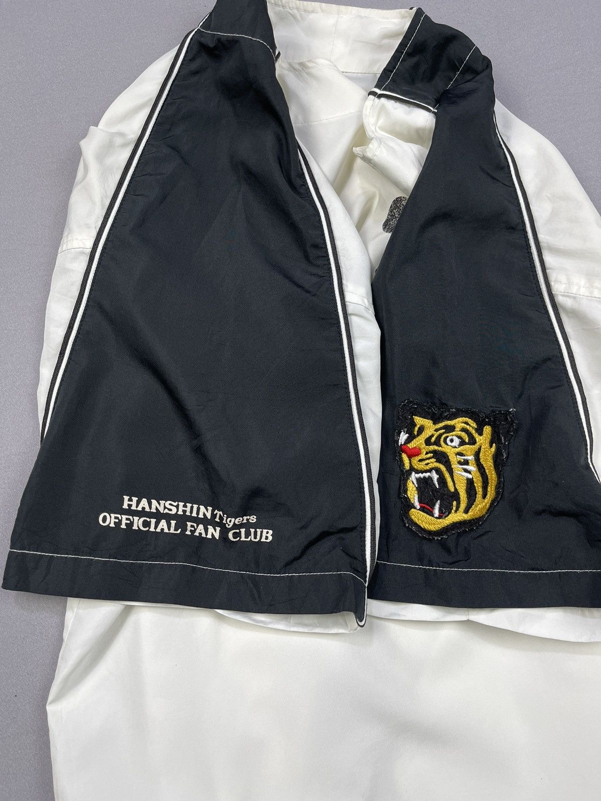 Mizuno Vintage Y2k HANSHIN TIGERS Fans Club Jerseys Size US L / EU 52-54 / 3 - 4 Thumbnail