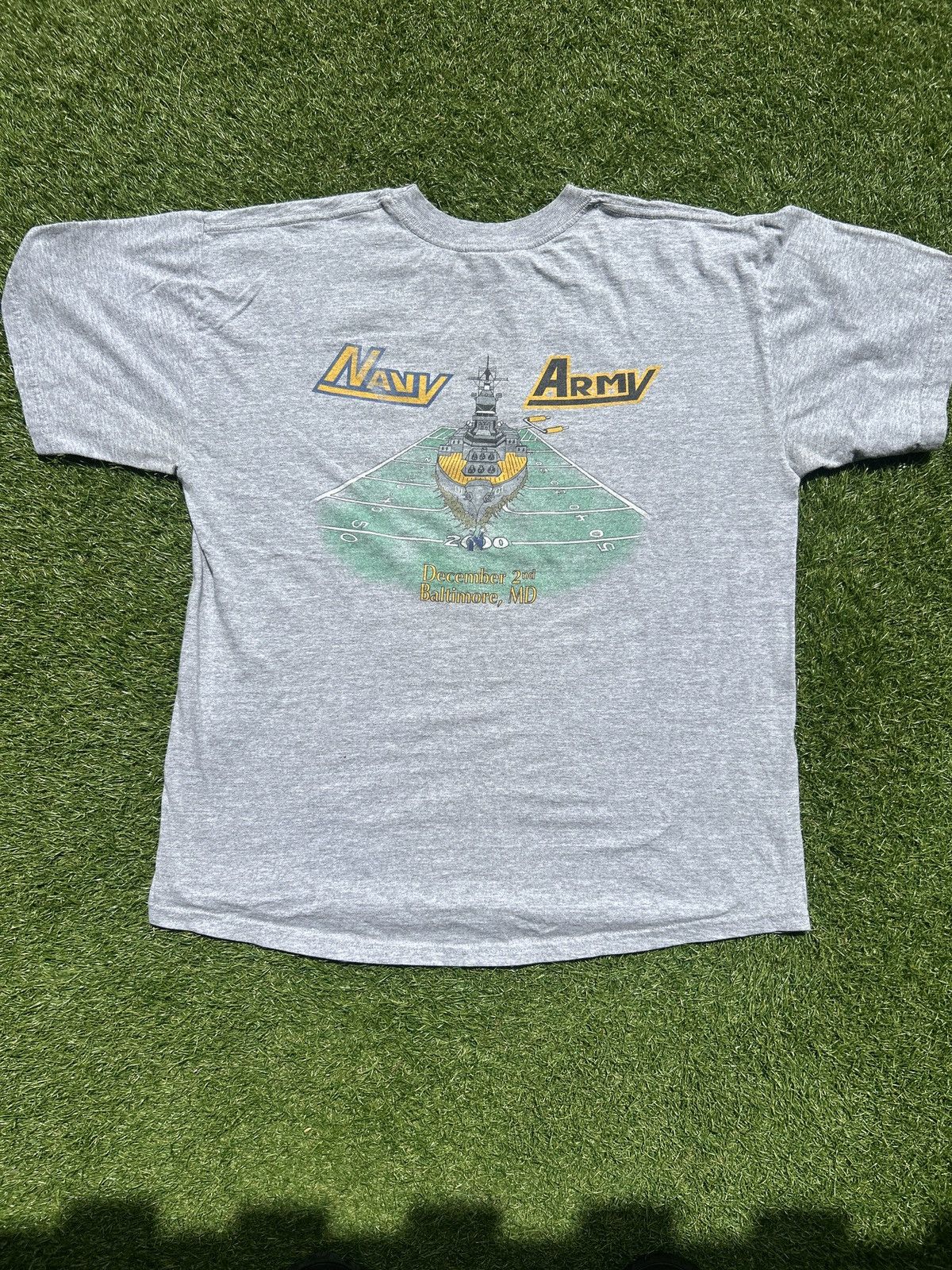 Vintage Vintage 2000 Army Navy Game T-Shirt Size US L / EU 52-54 / 3 - 4 Thumbnail