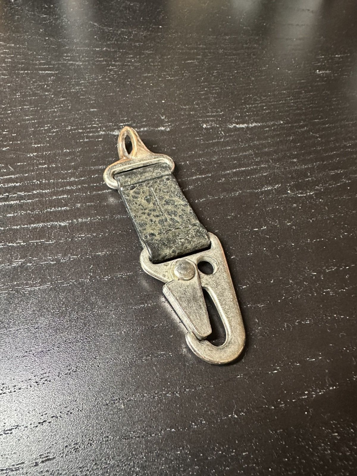 Marcel Everette Marcel Everette bison Utility belt clip Size ONE SIZE - 1 Thumbnail