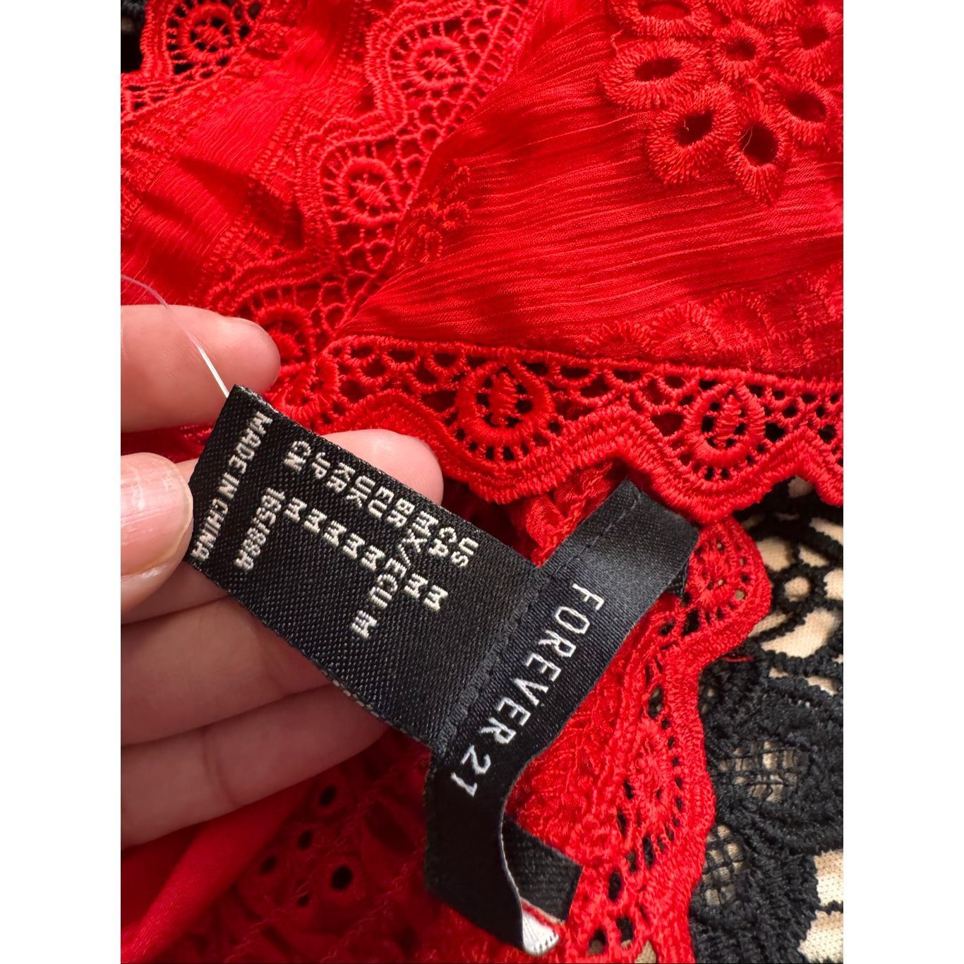 Forever 21 Forever 21 Red Lace Bralette Crop Top – Size M Size M / US 6-8 / IT 42-44 - 7 Thumbnail