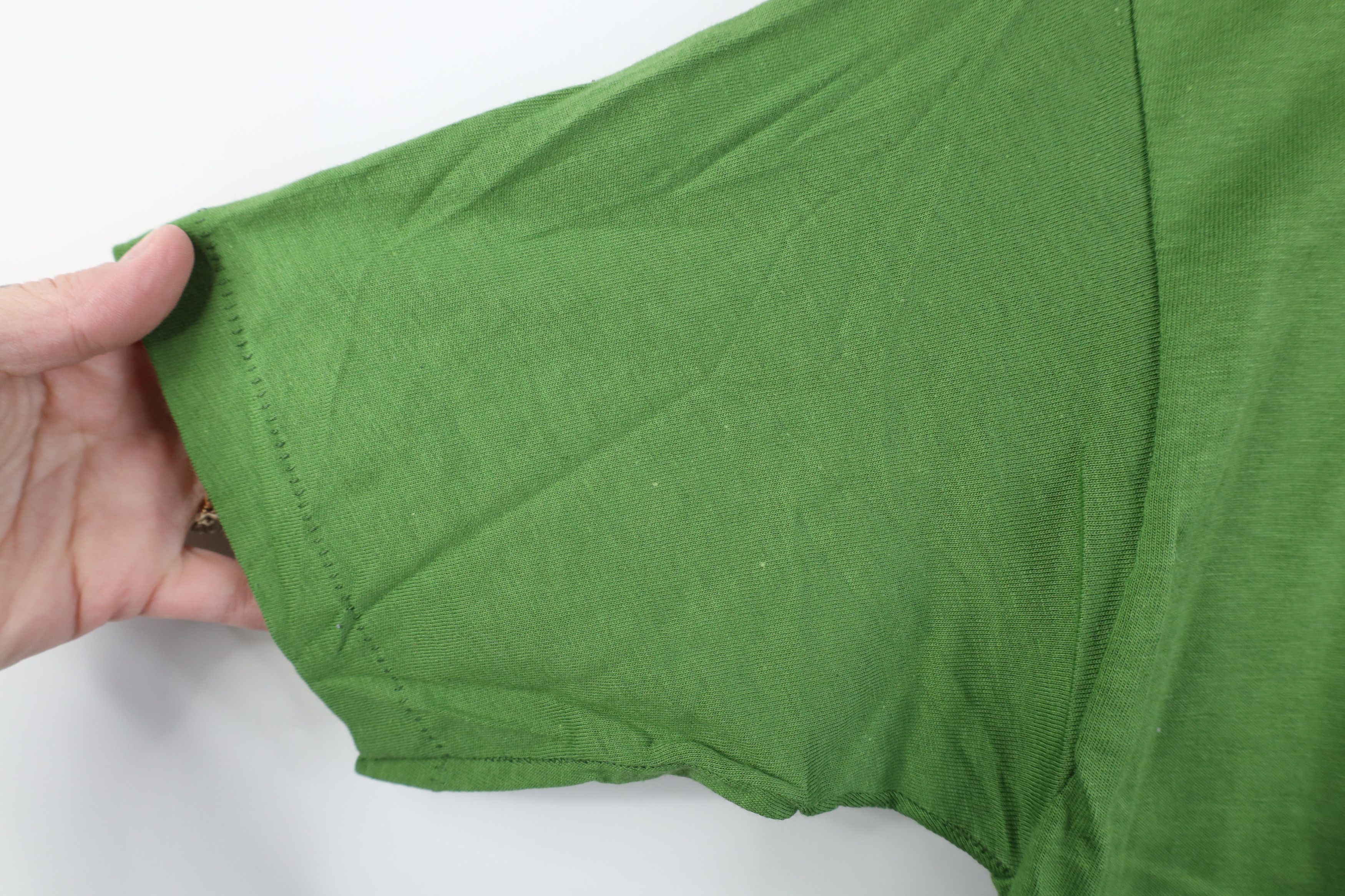 Vintage Deadstock Vintage 60s 70s Cotton T-Shirt Grass Green USA Size US L / EU 52-54 / 3 - 7 Thumbnail