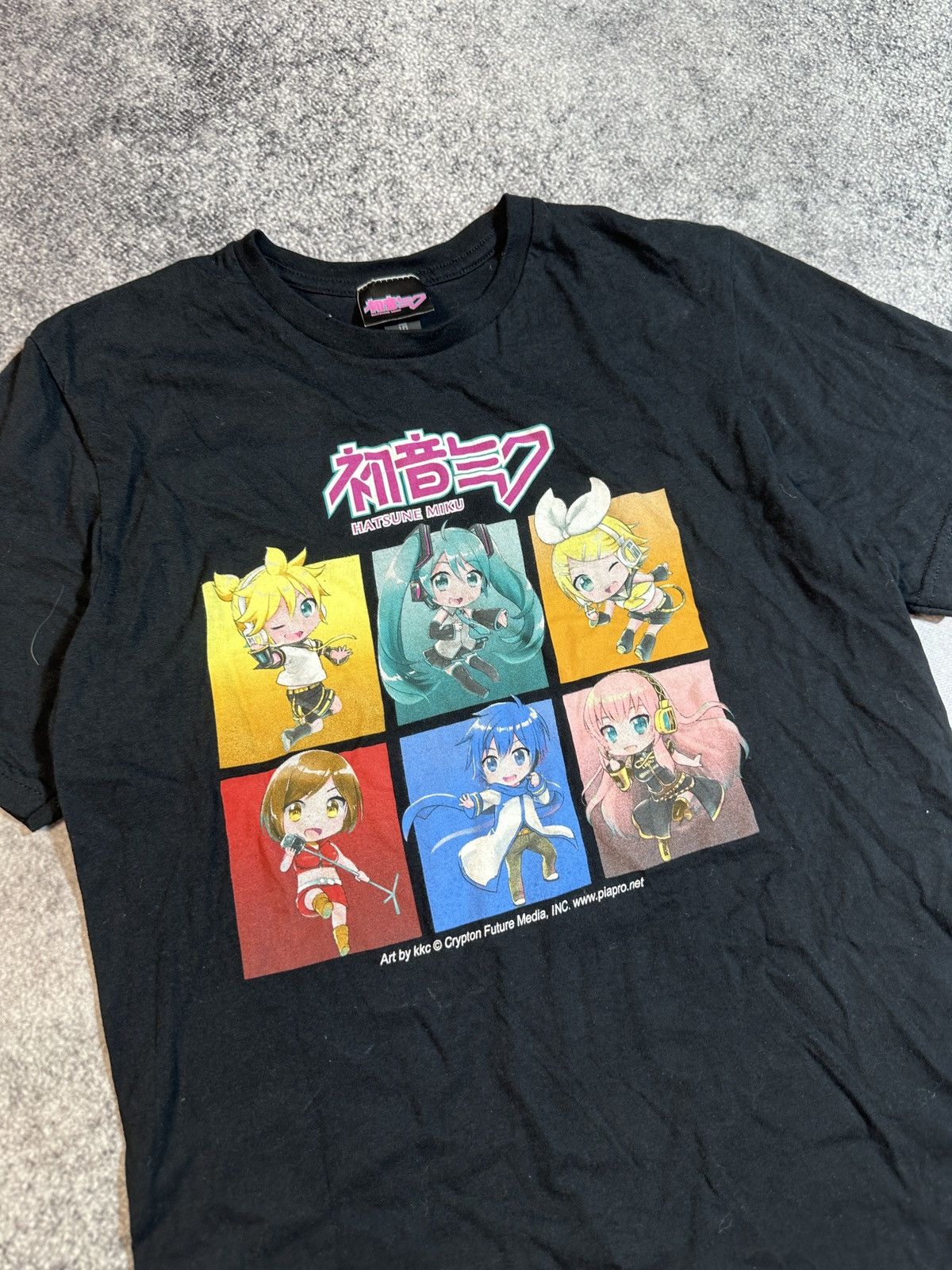 Vintage Y2K HATSUNE MIKU T-shirt Big Print Logo Anime Pop Alt S Size US S / EU 44-46 / 1 - 2 Thumbnail