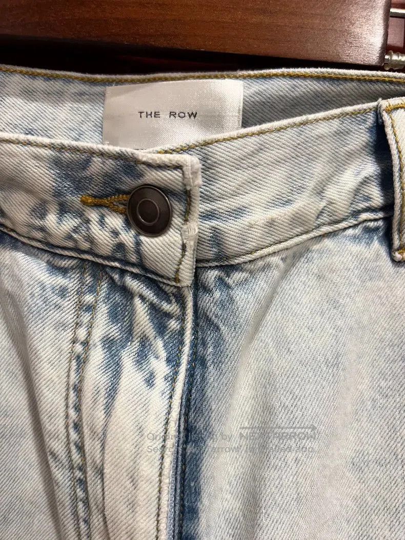 The Row The Row Distressed Washed Denim Jeans. Size US 27 - 2 Thumbnail