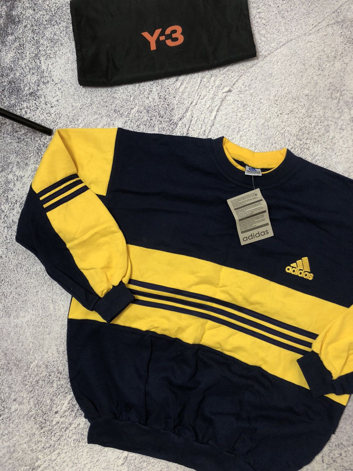 Vintage Vintage men’s sweater Adidas Equipment multi logo Size US L / EU 52-54 / 3 - 3 Thumbnail