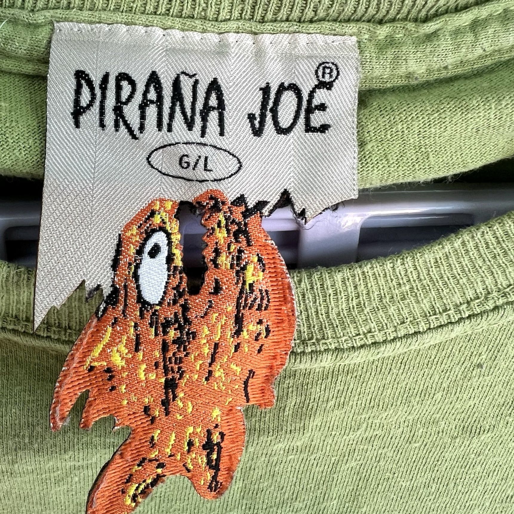 Vintage JOE'S JEANS Pirana Bar Cozumel T-Shirt Mens Size L Crew Neck Short Sleeve Lime Green Graphic Print Embroidered Logo Beach Tropical 90s Theme? Size US L / EU 52-54 / 3 - 7 Thumbnail