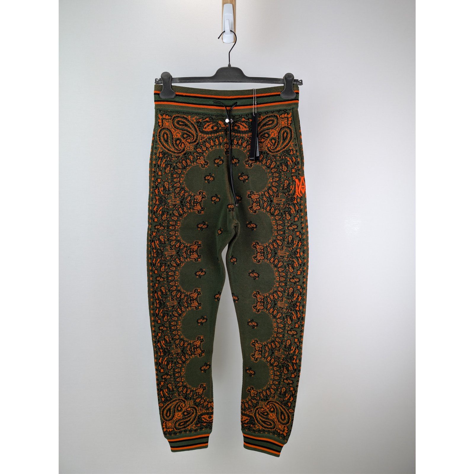 Amiri o1rshd1 Q:2 / Bandana B-Ball Sweatpants in Green/Orange Size US 32 / EU 48 - 9 Thumbnail