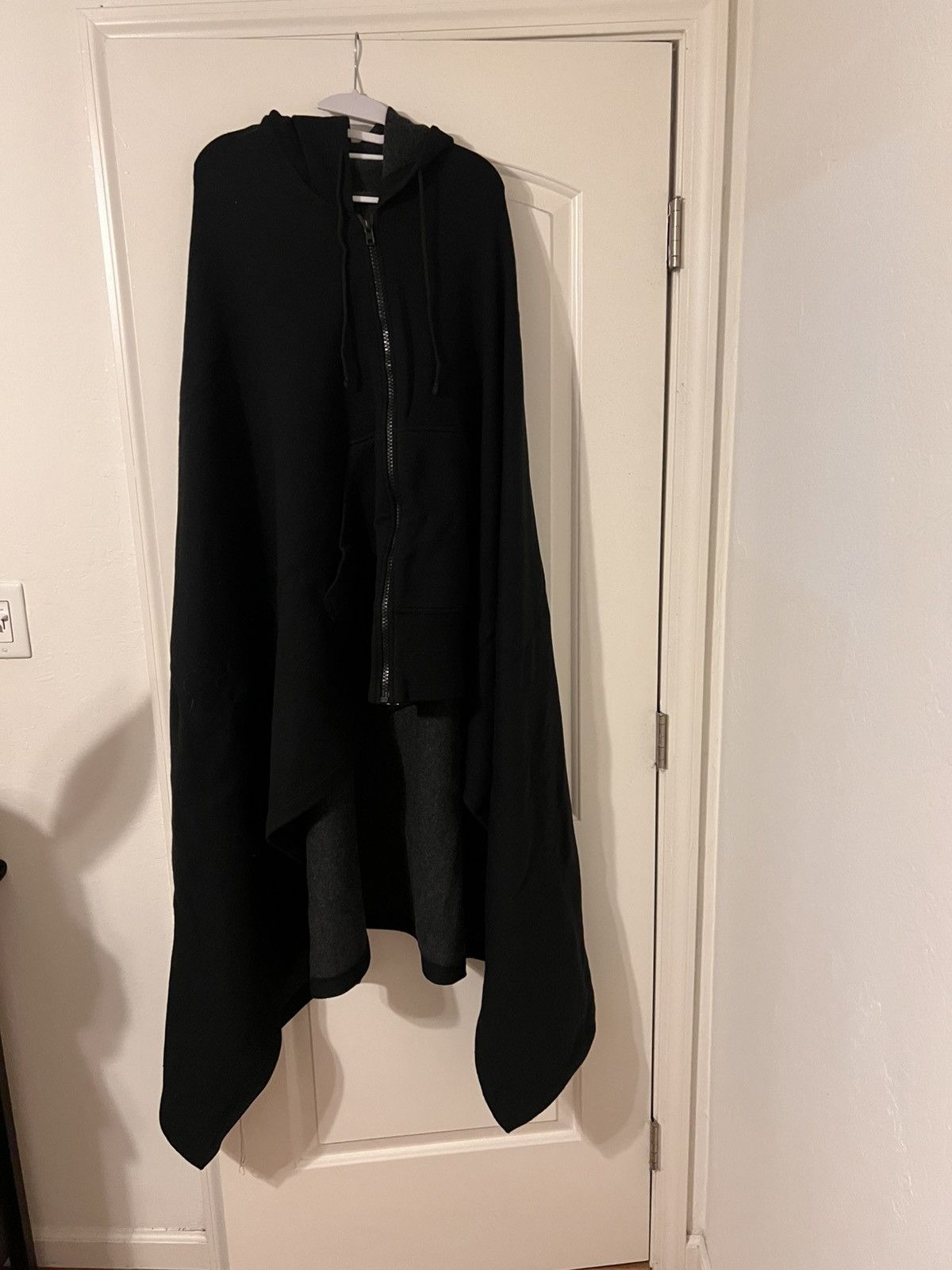 Raf Simons Raf Simons AW2005-2006 “History of My World” Blanket w/ Hood Size US XL / EU 56 / 4 - 9 Thumbnail