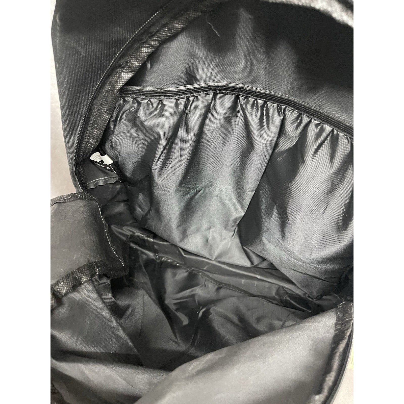 Other AMAZON STAFF LEED'S PIER 15 LAPTOP BACKPACK GRAY BLACK TECH Size ONE SIZE - 4 Thumbnail