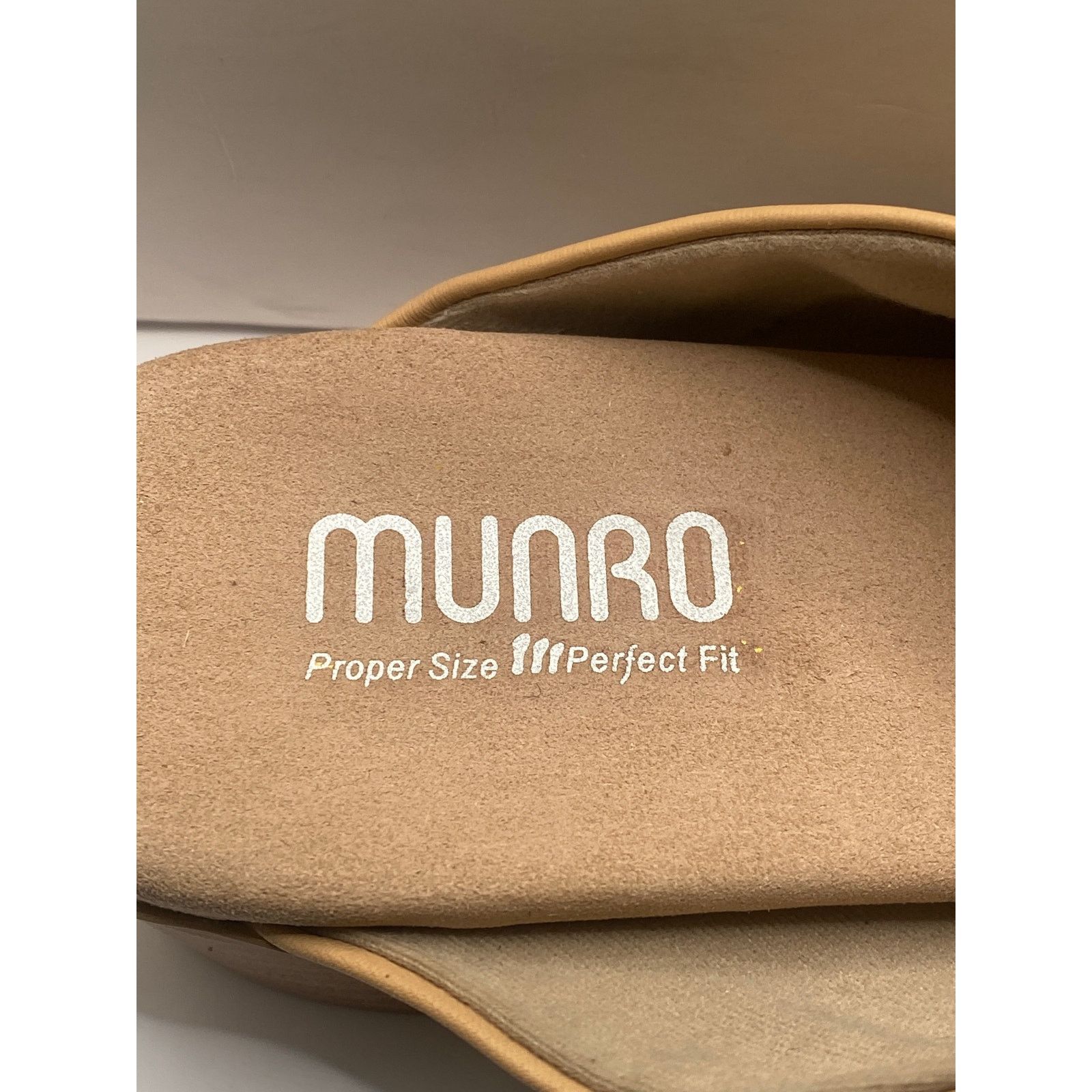 Murano Munro Lee Slide Sandal (Women) Size 9.5M Size US 9.5 / IT 39.5 - 7 Thumbnail