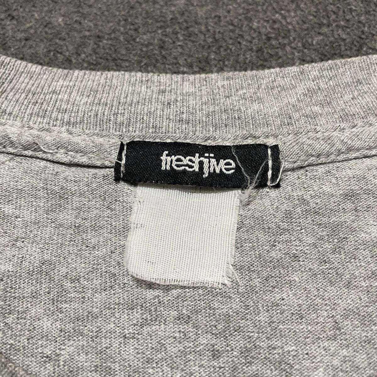 Freshjive Vintage Freshjive Skateboard ARCObuilding T-shirt Size US L / EU 52-54 / 3 - 6 Thumbnail