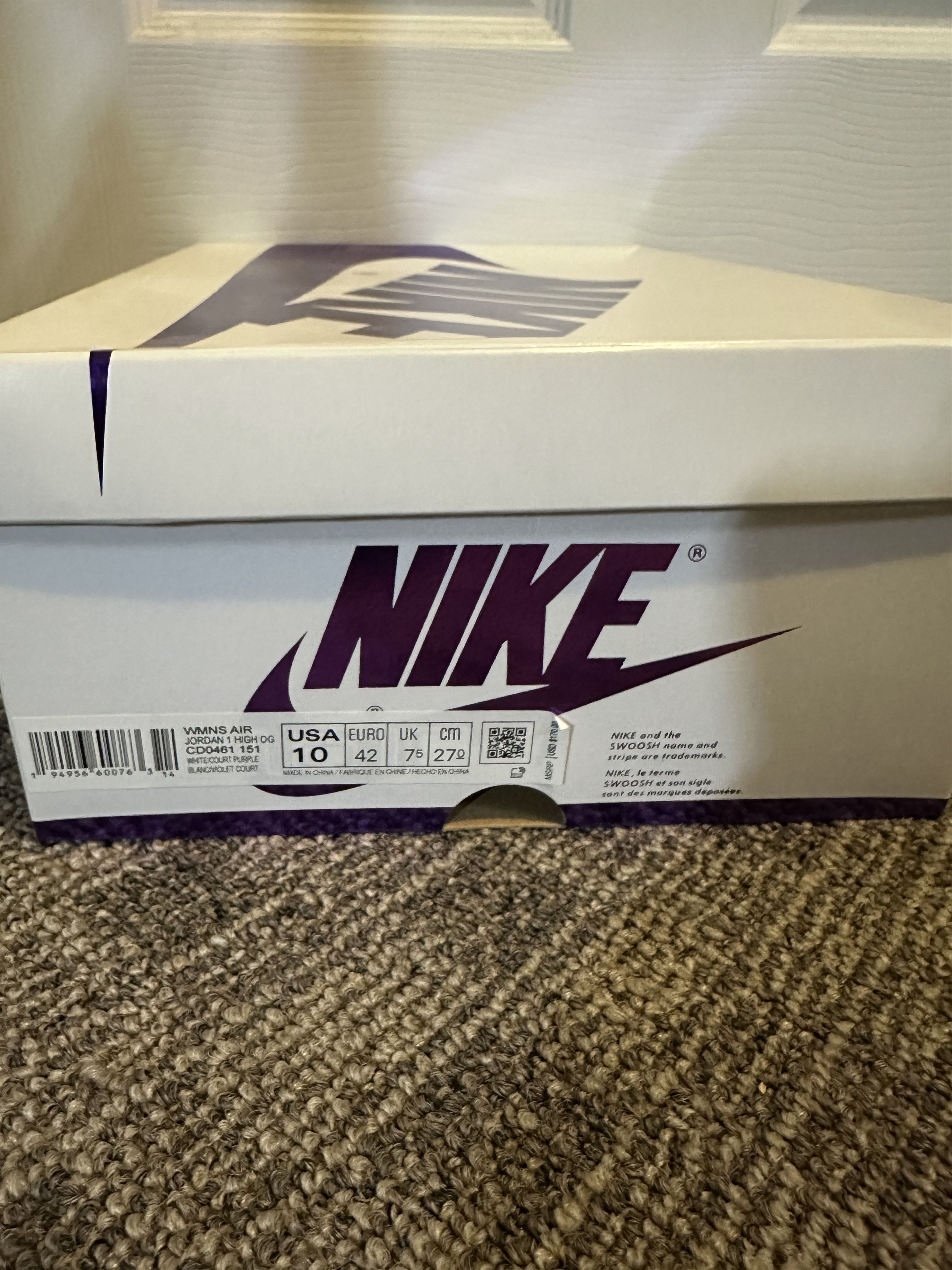 Jordan Brand Air Jordan 1 Retro High OG Womens Court Purple Size US 10 / IT 40 - 2 Thumbnail