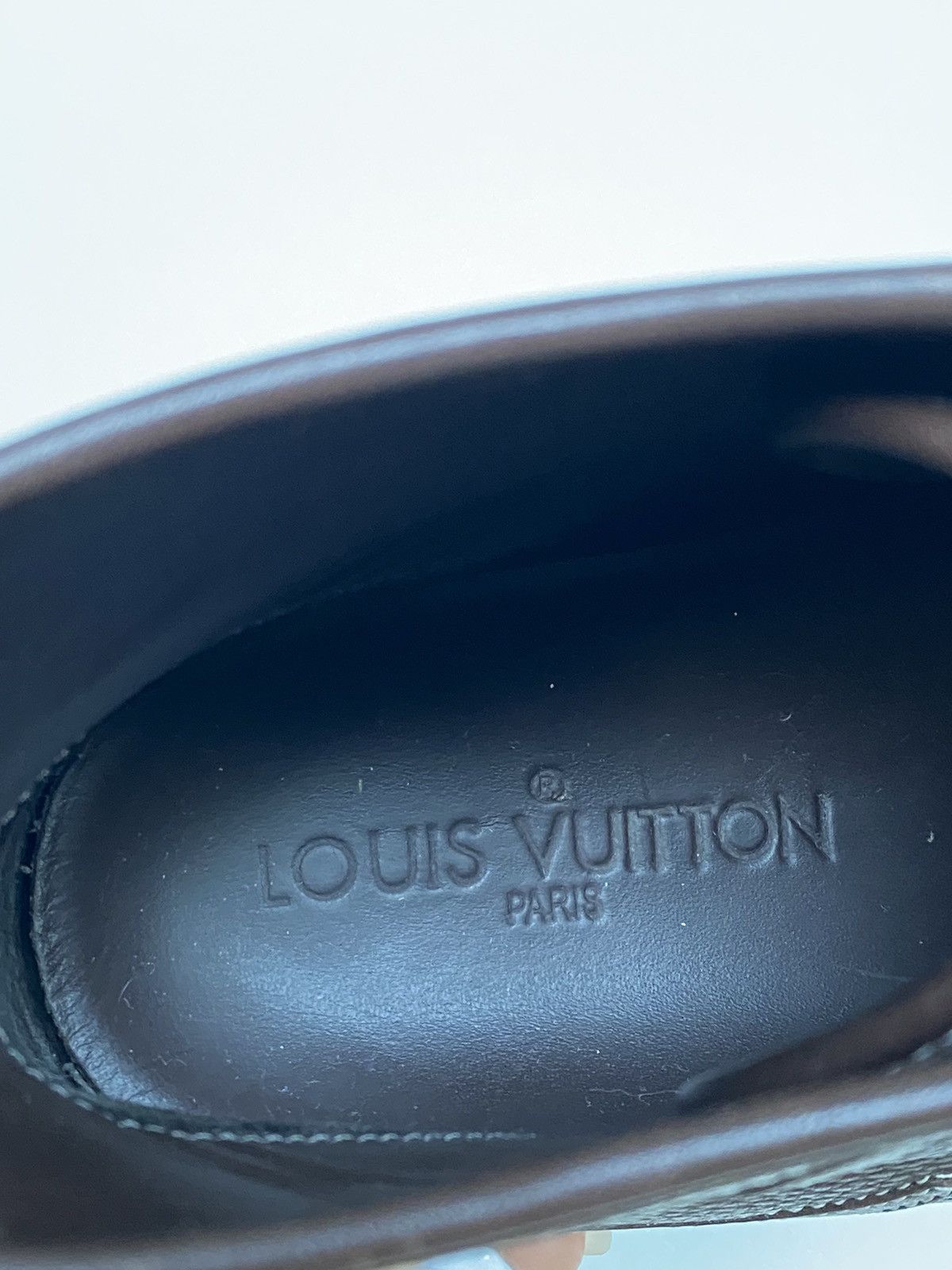 Louis Vuitton Louis Vuitton High Top Leather Brown Sneakers LV Logo Size US 7.5 / IT 37.5 - 9 Thumbnail
