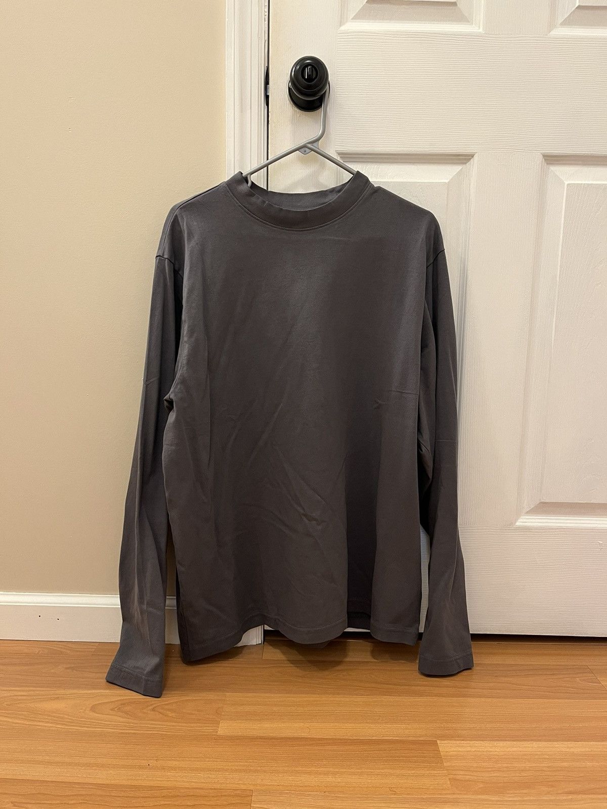 Gap × Kanye West × Yeezy Yeezy Gap Dark Grey Long Sleeve T-Shirt Size US M / EU 48-50 / 2 - 1 Thumbnail