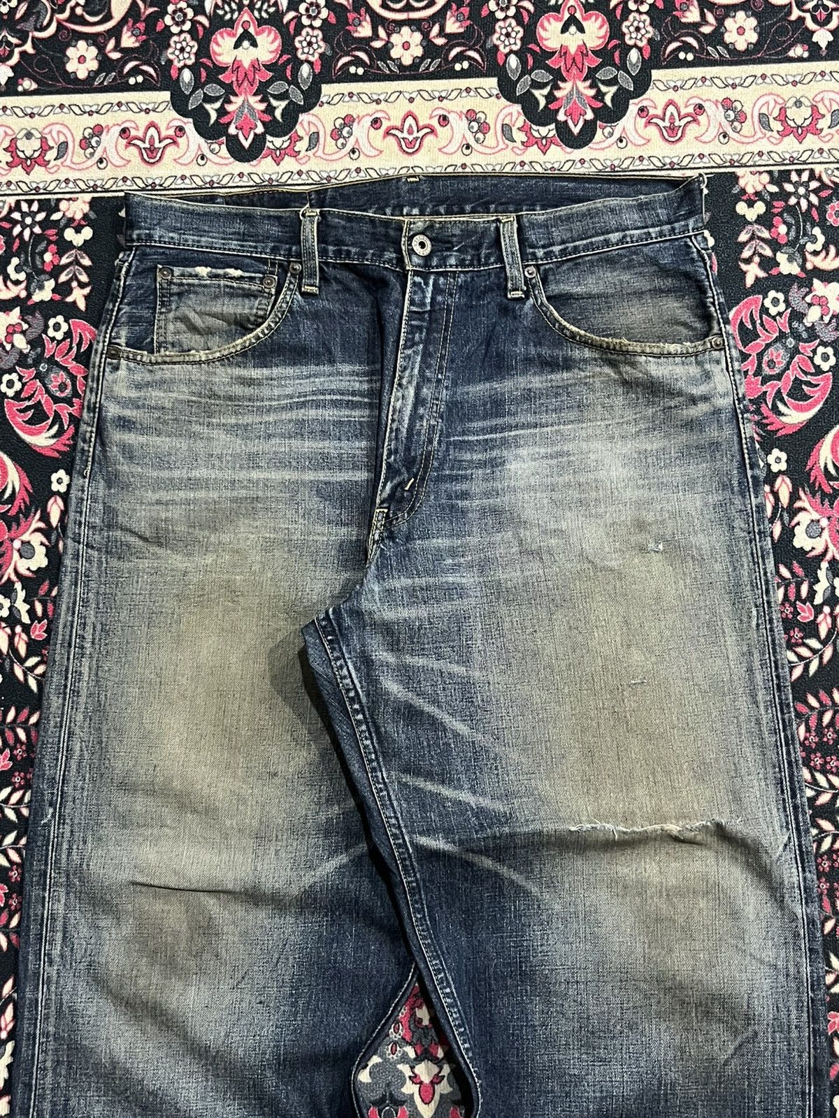 Levi's Y2K Levi’s 504 Dark Blue Faded Washed Distressed Baggy Jeans Size US 36 / EU 52 - 4 Thumbnail
