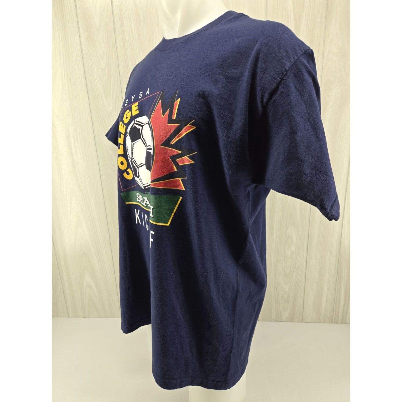 Fruit Of The Loom VINTAGE Fruit of the Loom Soccer T-Shirt Mens XL Navy ISYSA College Search Kickoff Shirt Size US XL / EU 56 / 4 - 4 Thumbnail